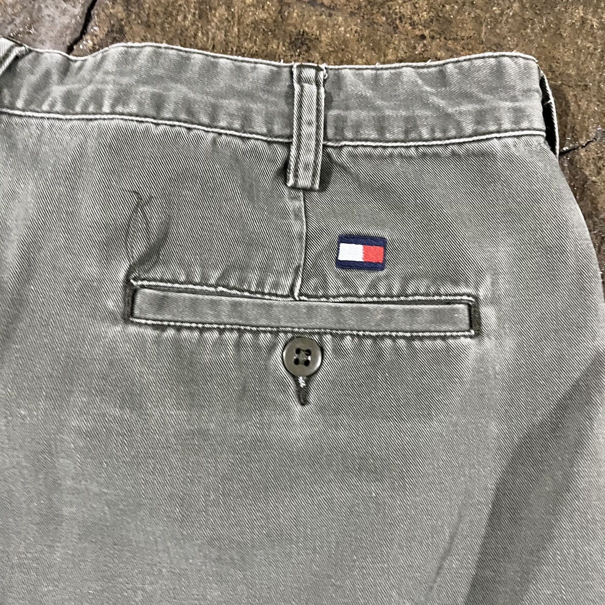 Tommy Hilfiger × Vintage Tommy Hilfiger Vintage Y2K Cargo Shorts Utility Skater Size US 36 / EU 52 - 4 Thumbnail