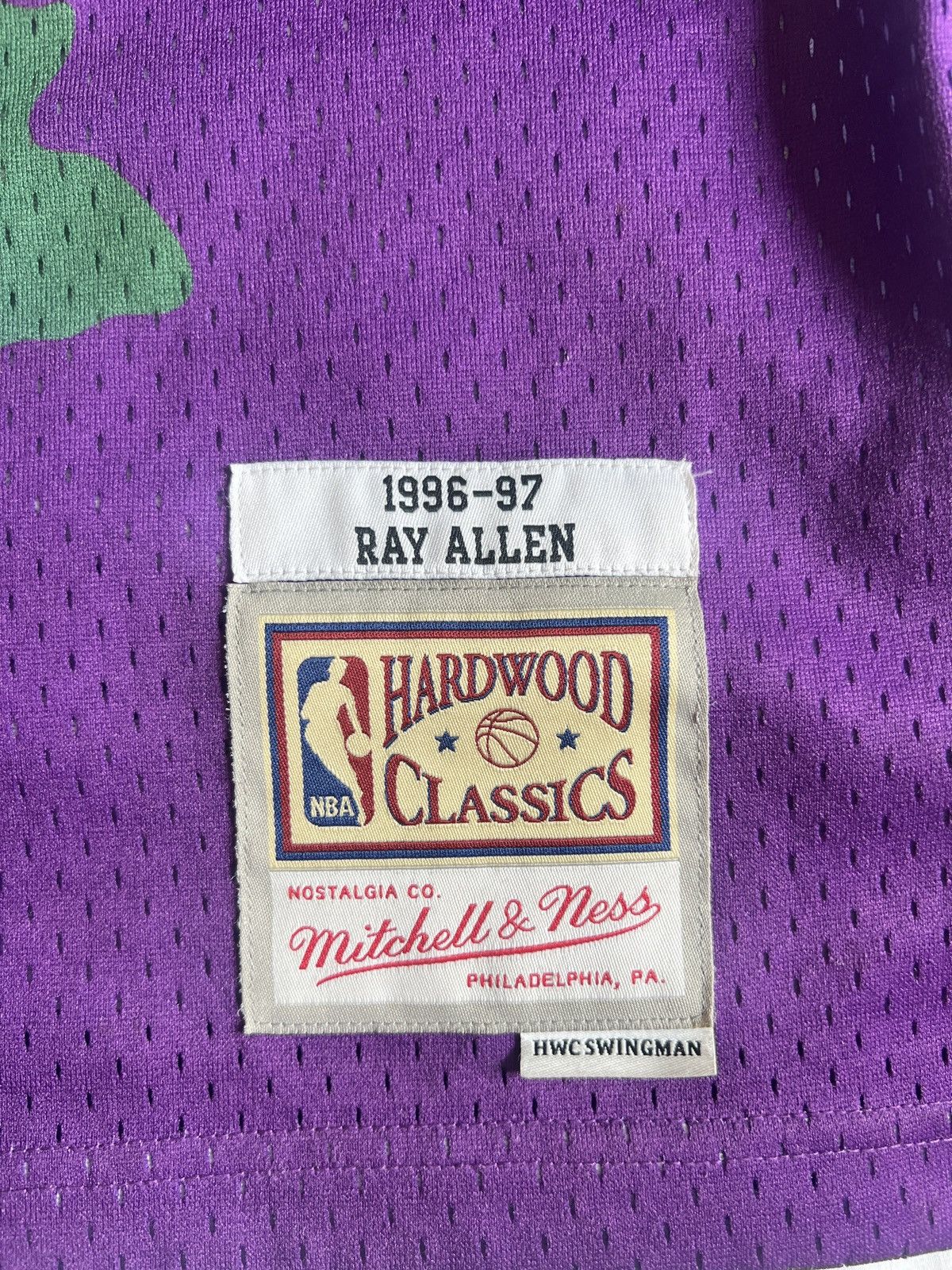 Mitchell & Ness Ray Allen Hardwood Classics Jersey Size US M / EU 48-50 / 2 - 5 Thumbnail