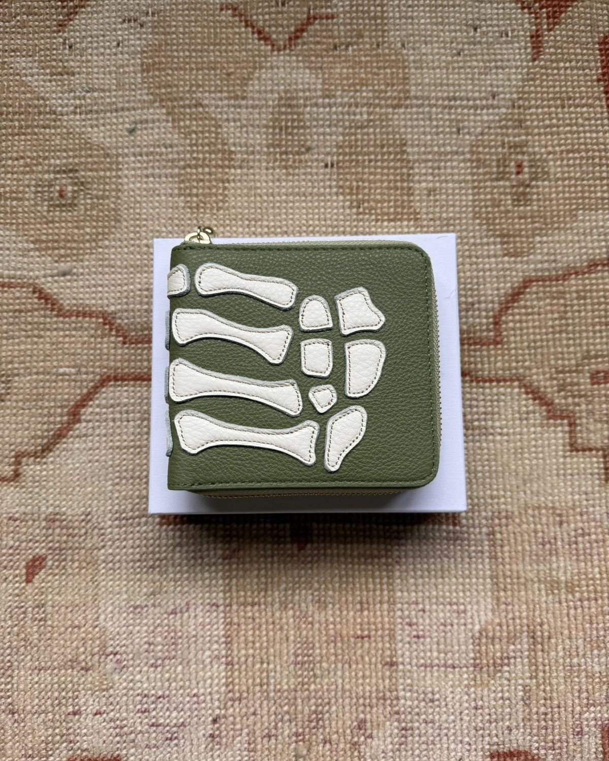 Kapital Kapital Thumb-Up Bone Hand Zip Wallet, Olive Size ONE SIZE - 1 Thumbnail