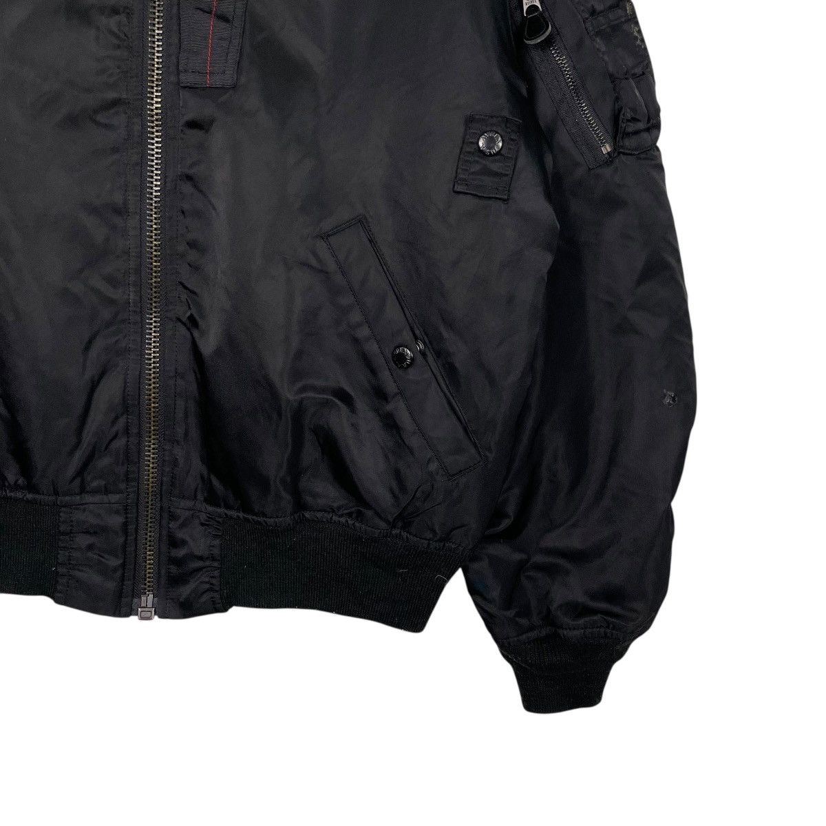 Avirex Avirex USAF MA-1 Bomber Size US L / EU 52-54 / 3 - 4 Thumbnail