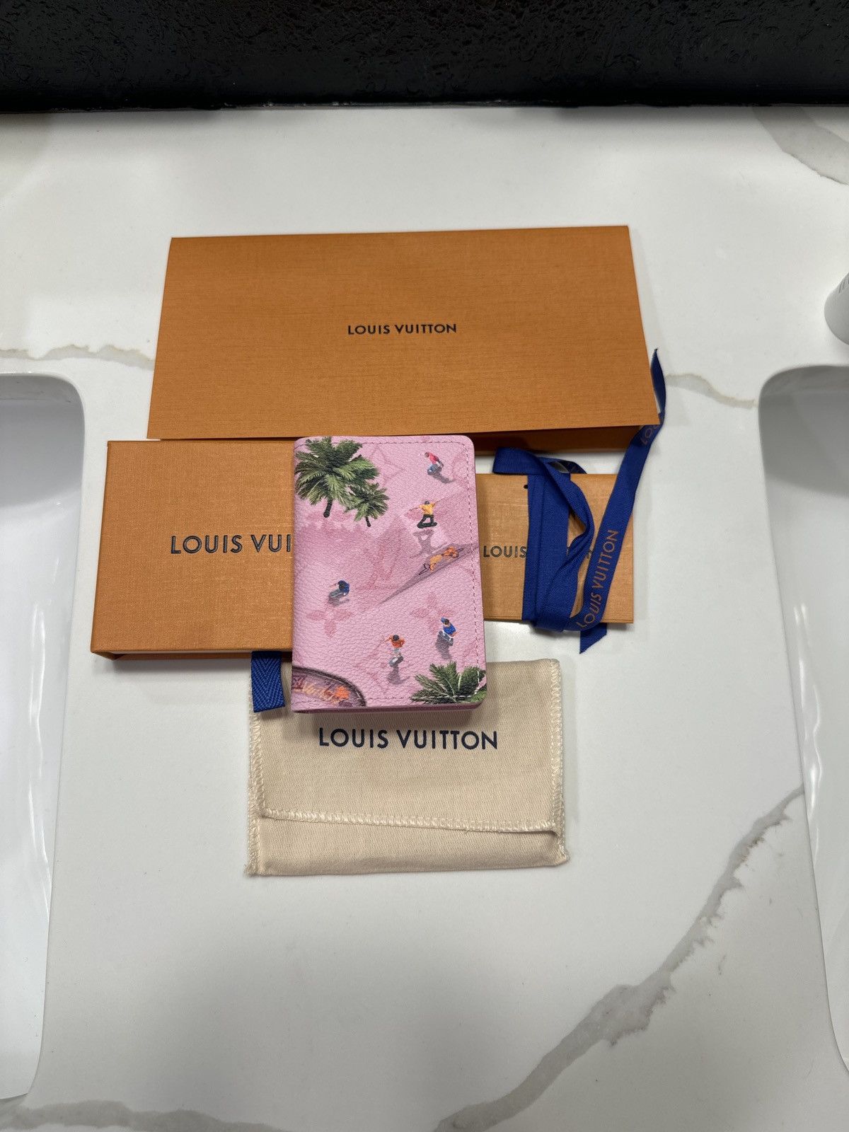 Louis Vuitton Louis Vuitton Skate Pocket Organizer Size ONE SIZE - 5 Thumbnail
