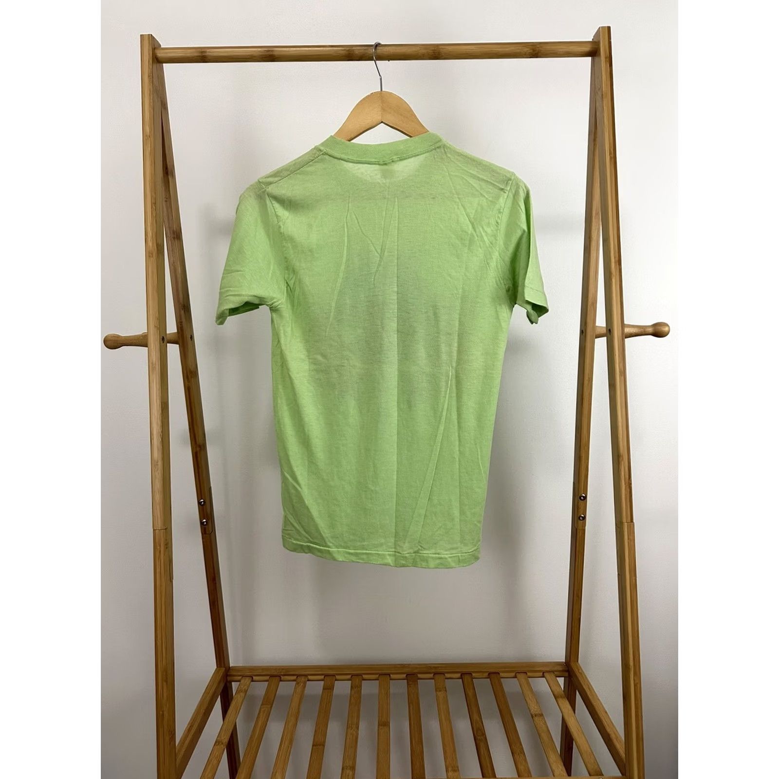 Vintage VINTAGE 70s Hawaiian Island Surf T-Shirt M Green Hawaii Souvenir Bold Graphic Mens Size US M / EU 48-50 / 2 - 4 Thumbnail