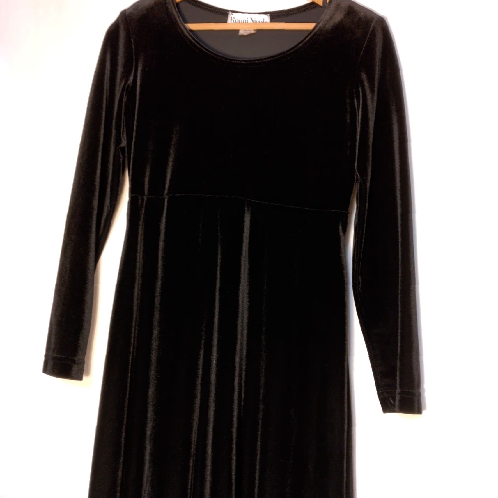 Velour VINTAGE Ronni Nicole Petite Dress 6P Black Velour Stretch 1990s Gothy Witchy Gothic Girls Women Size M / US 6-8 / IT 42-44 - 5 Thumbnail