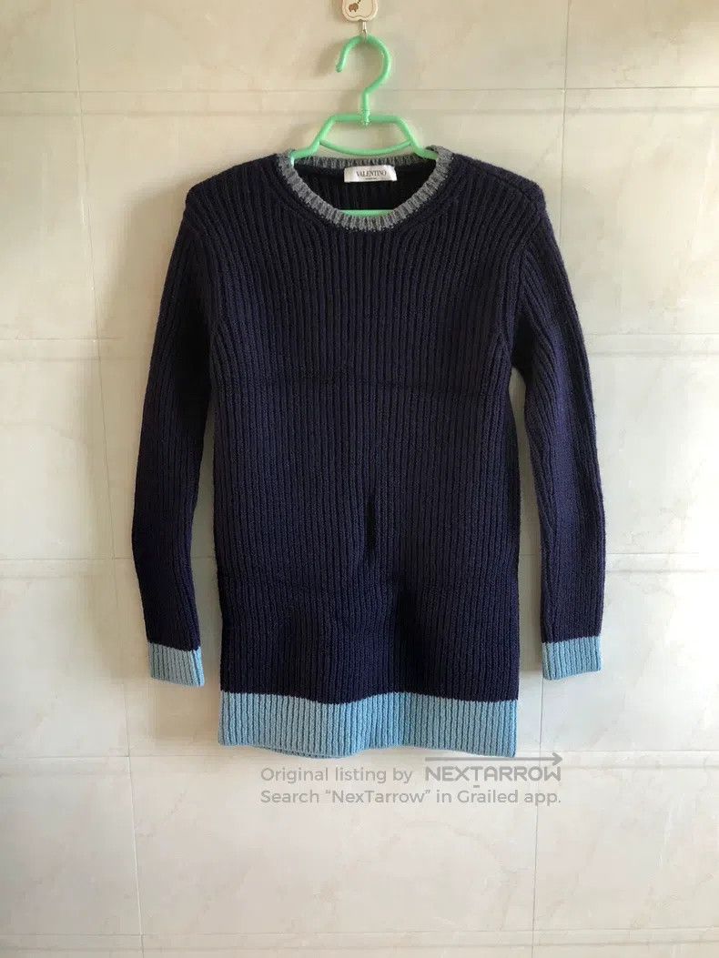 Valentino Valentino sweater Size S / US 4 / IT 40 - 1 Thumbnail