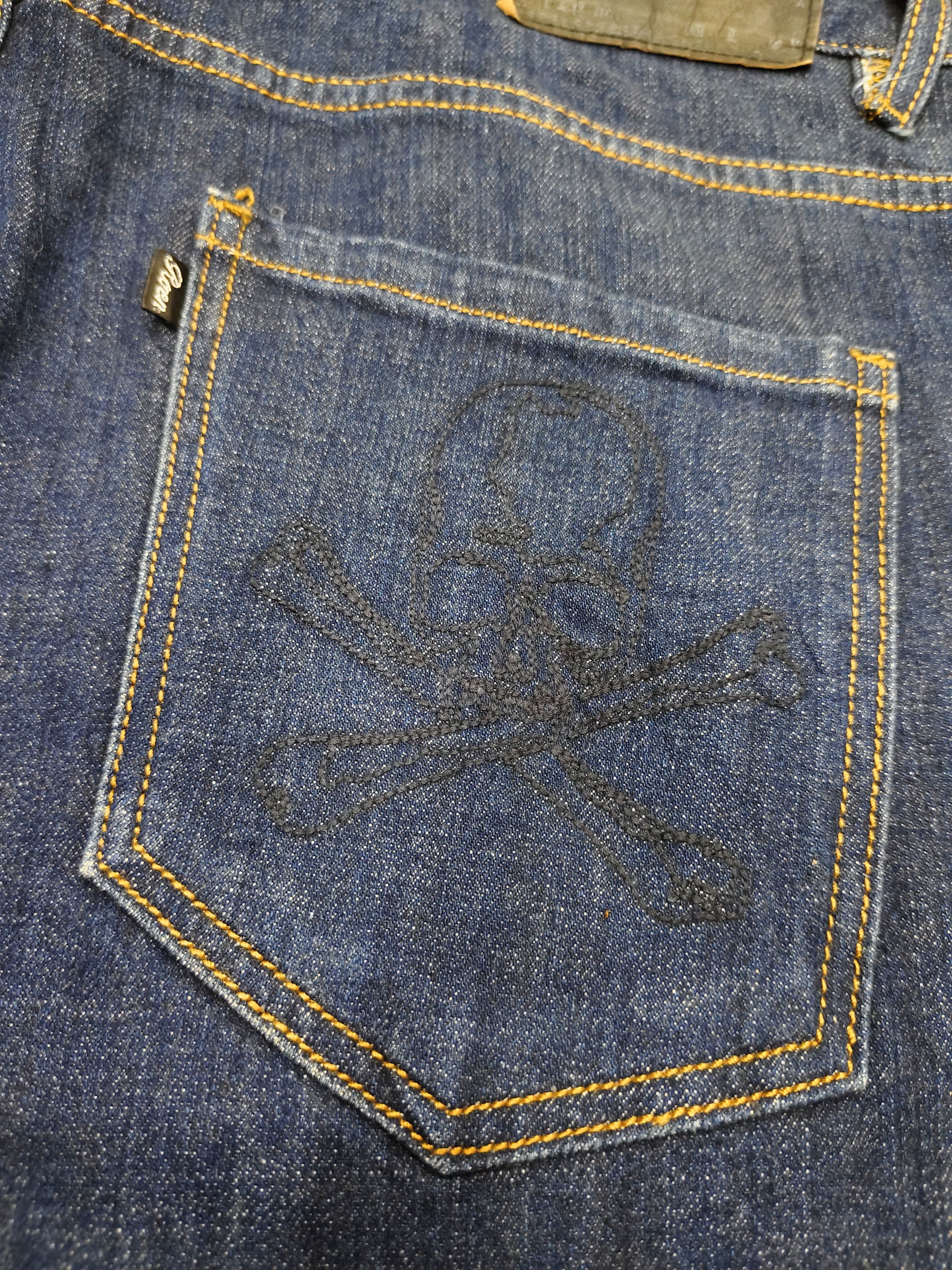 Roen 00s Roen- Rock Archive Swarovski Skull Crossbone Slim Jeans Size US 34 / EU 50 - 9 Thumbnail