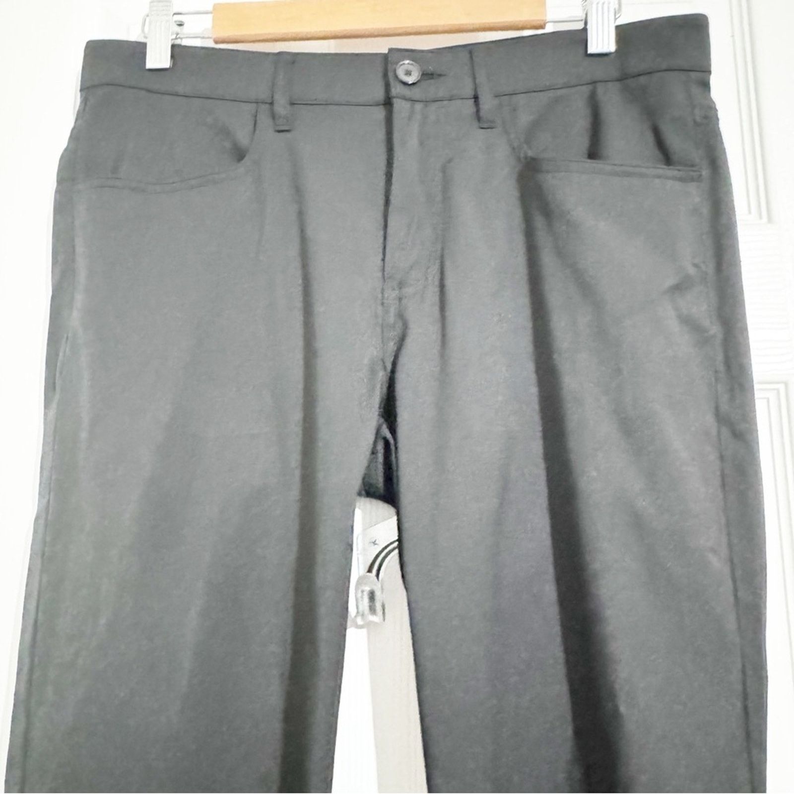 Perry Ellis Perry Ellis Premium Black Flat Front Pants Men’s Size 32x30 Size US 32 / EU 48 - 4 Thumbnail