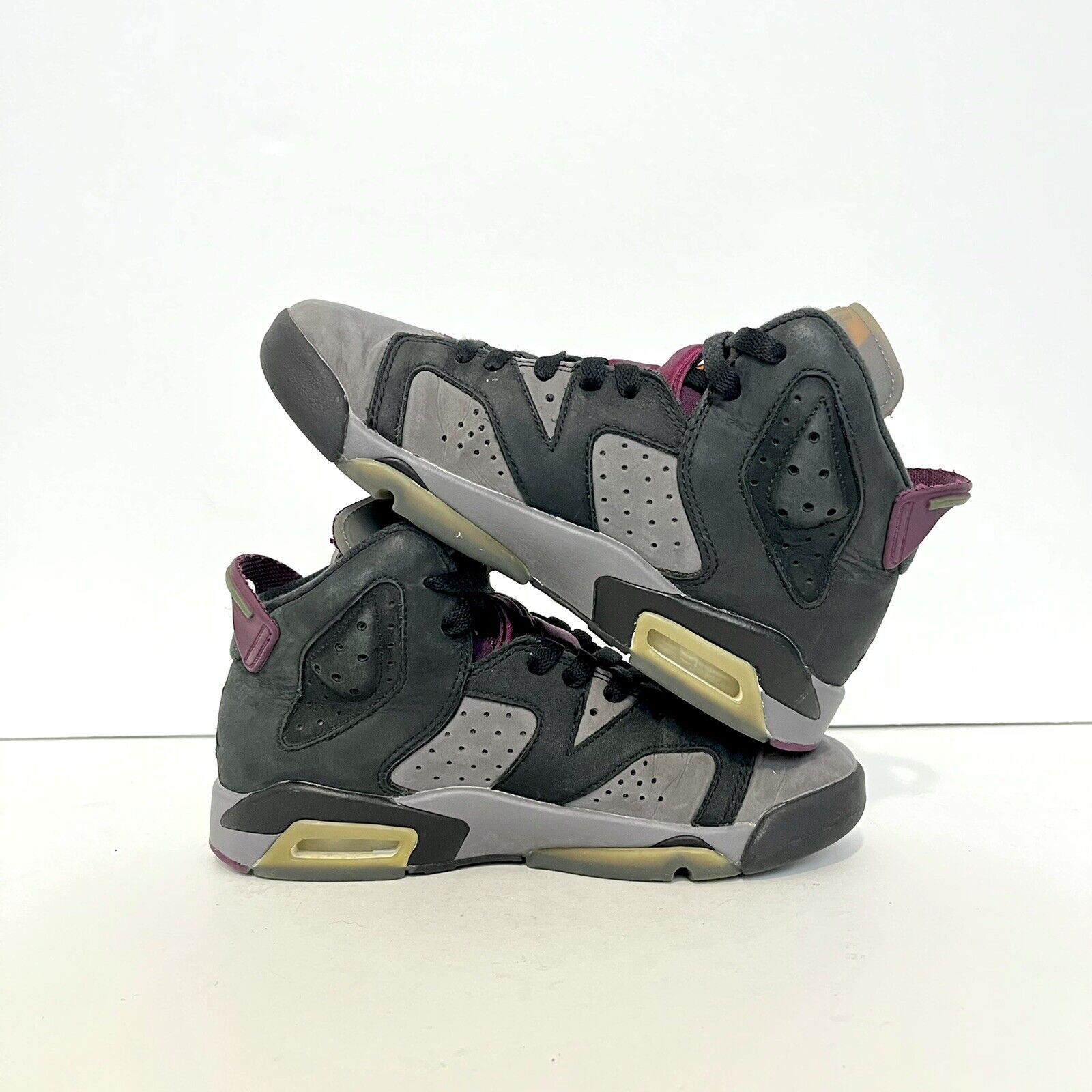 Jordan Brand 2021 Air Jordan Retro 6 VI GS Bordeaux 384665-063 4Y Size US 5.5 / IT 35.5 - 6 Thumbnail