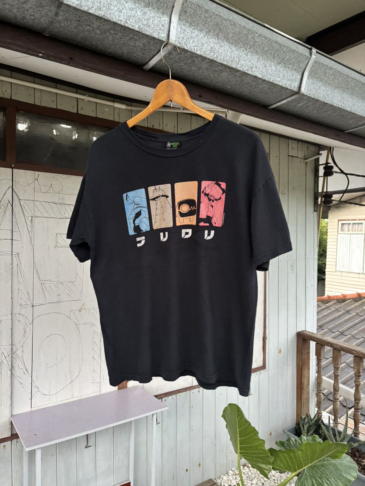 Anime 1999 FLCL GAINAX Size US M / EU 48-50 / 2 - 2 Thumbnail