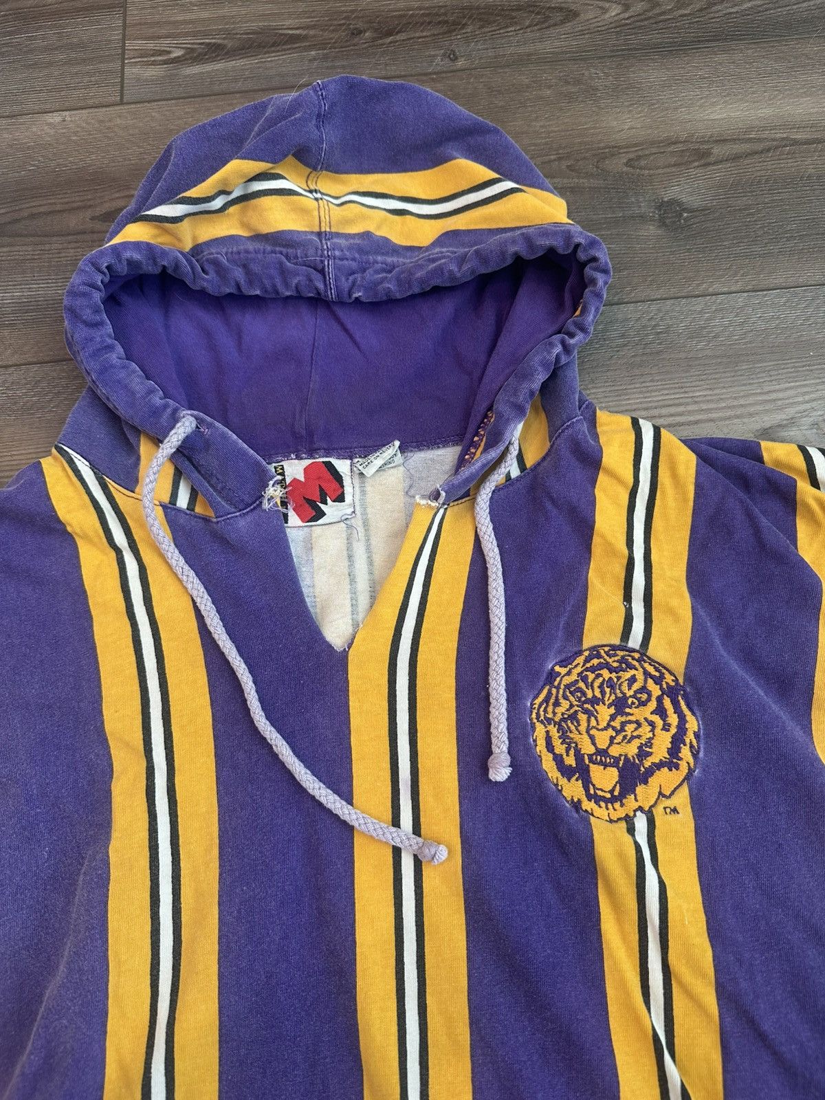 Vintage Rare 1990s Grambling University Tigers Mach1 Hooded Vtg Tee Size US XL / EU 56 / 4 - 3 Thumbnail