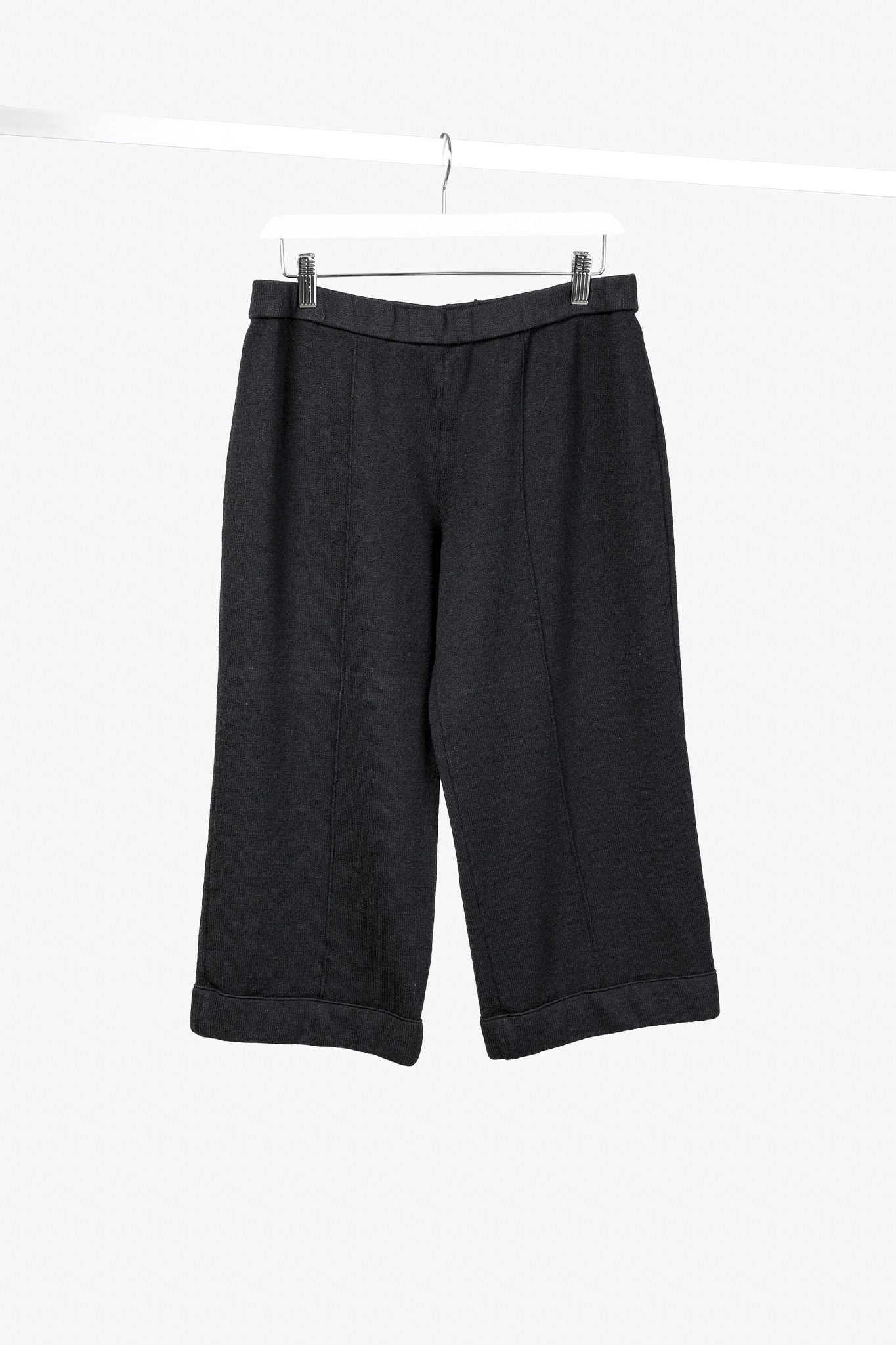 Other St. John Navy Knit Cropped Short Pant Size 30" / US 8 / IT 44 - 1 Thumbnail