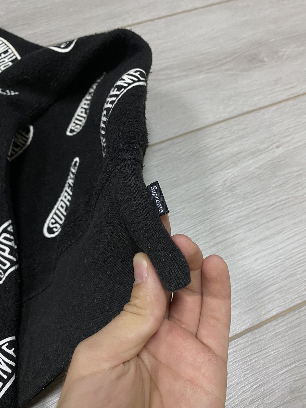 Supreme Supreme reversible sweatshirt monogram Size US S / EU 44-46 / 1 - 13 Thumbnail