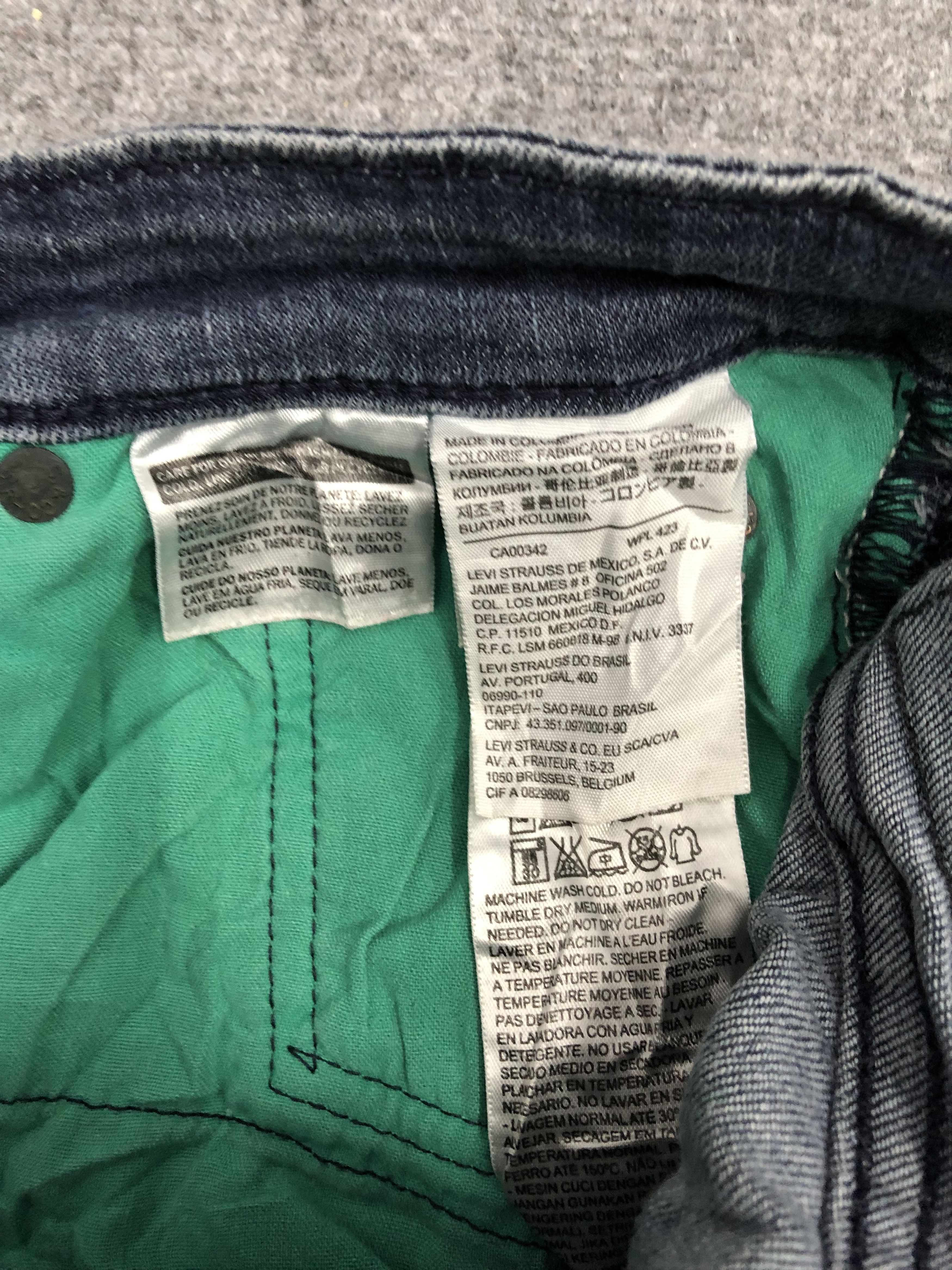 Levi's Vintage Levis 505 light Wash Jeans DP1207 Size US 31 - 7 Thumbnail