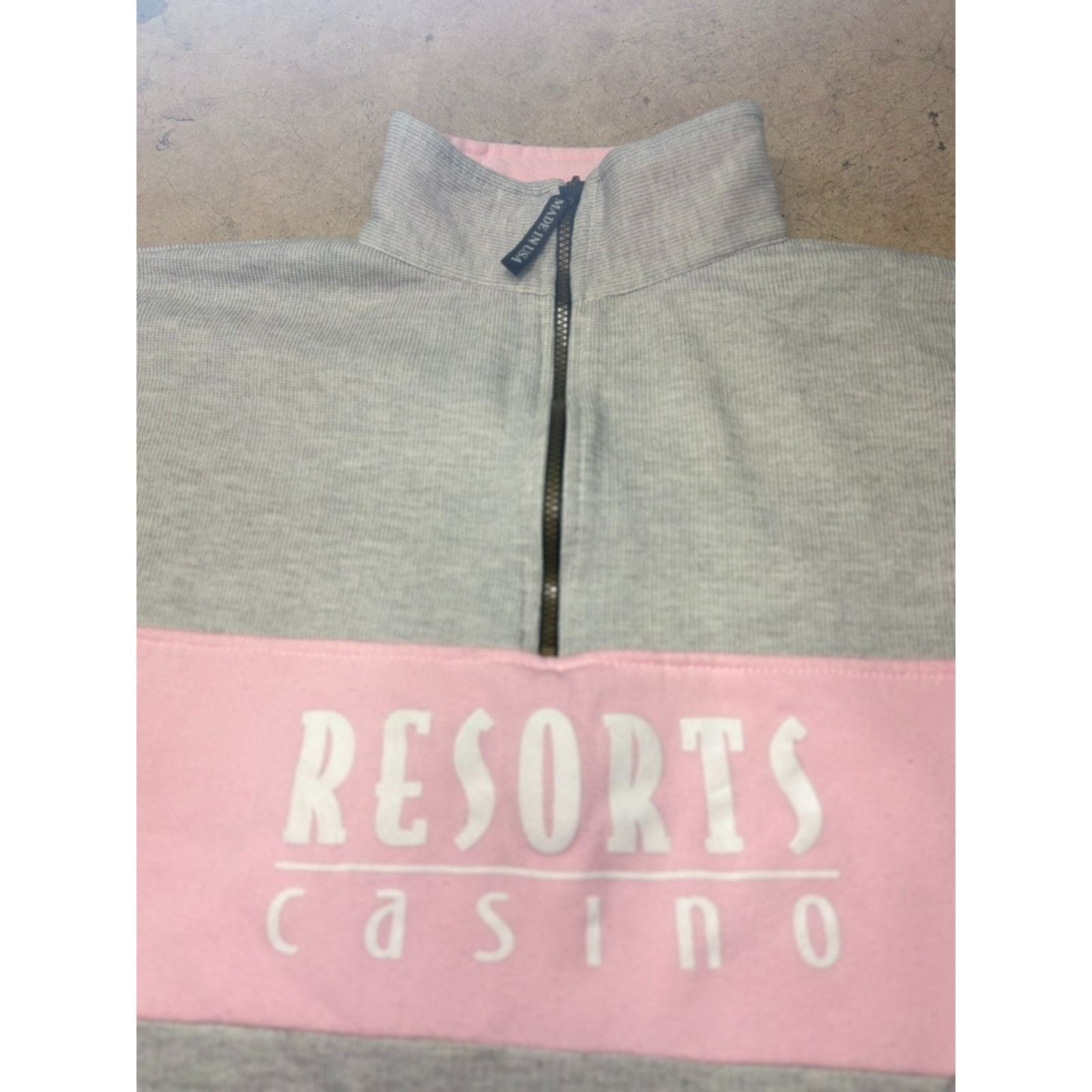 Resort Corps VTG Resorts Casino Quarter Zip Pullover Pink Gray Sweater Size XXL / US 16-18 / IT 52-54 - 9 Thumbnail