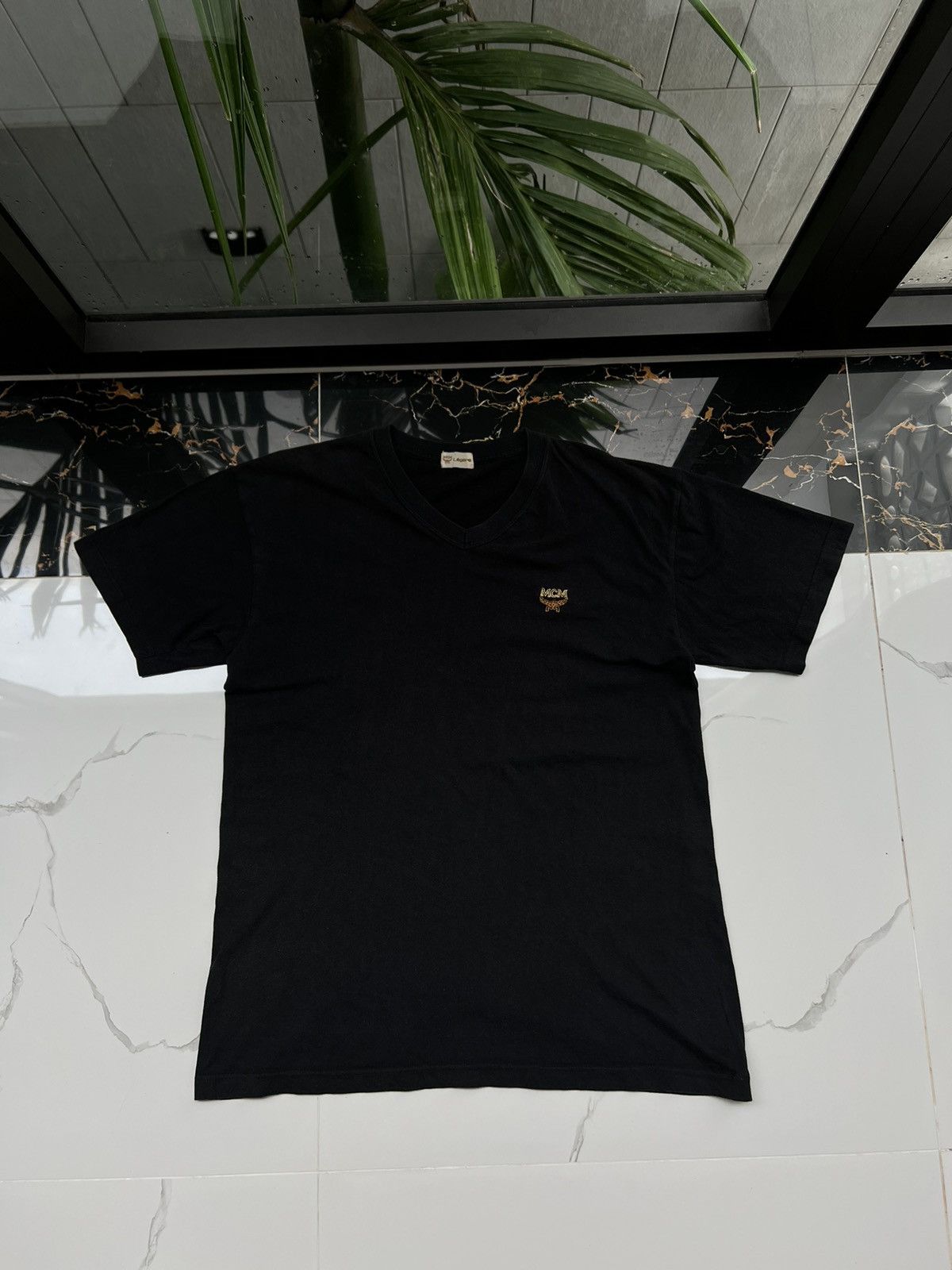 MCM × Vintage 90's MCM RETRO SUNFADED Y2K AVANT-GARDE SMALL LOGO TEE Size US L / EU 52-54 / 3 - 1 Thumbnail