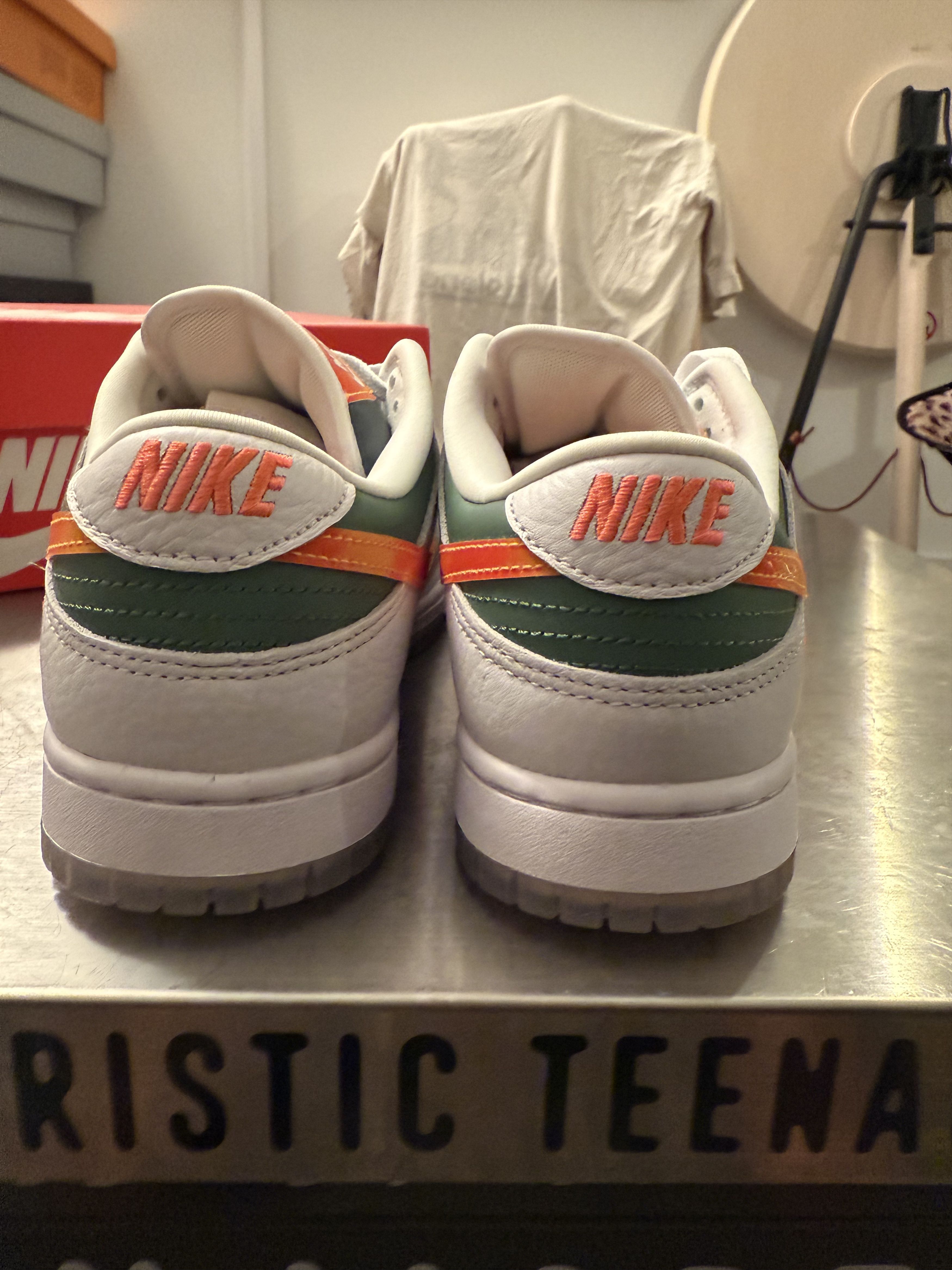 Nike Nike Dunk Low SE NY vs. NY Size US 8.5 / EU 41-42 - 2 Thumbnail