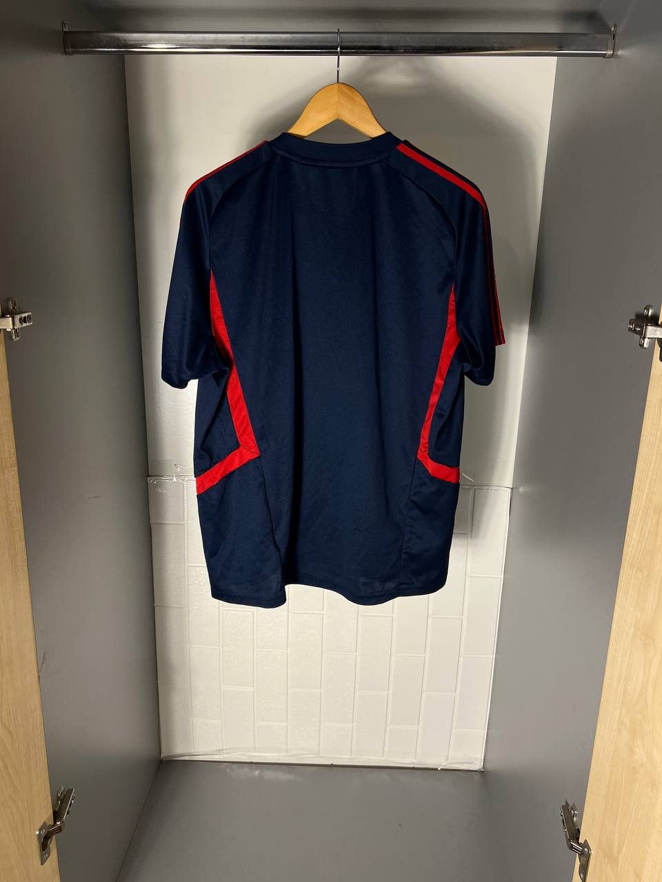 Adidas VINTAGE ADIDAS FC ARSENAL LONDON ENGLAND SOCCER JERSEY RETRO Size US XL / EU 56 / 4 - 11 Thumbnail