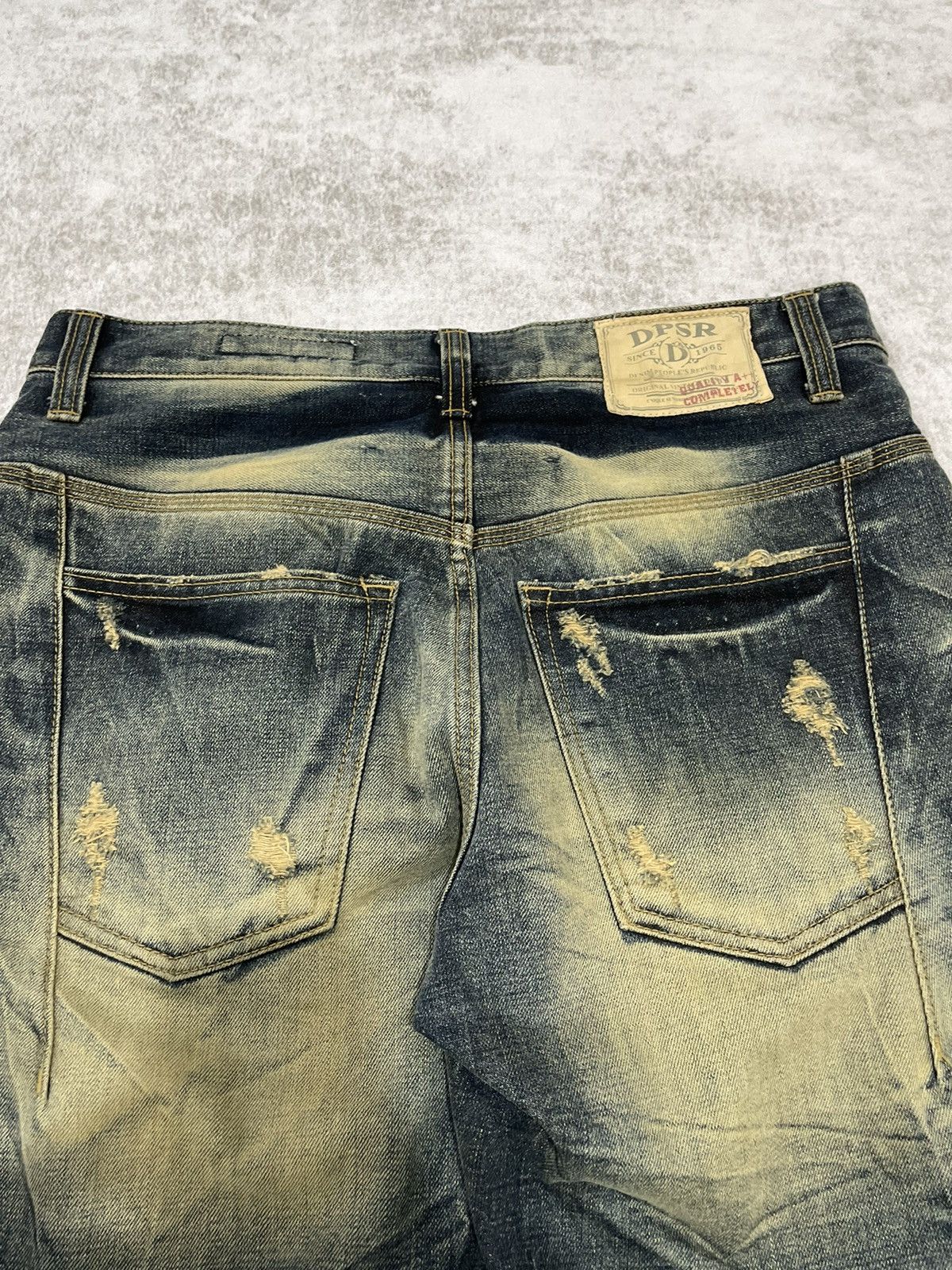 Hysteric Glamour 2000s distressed acid wash japan jorts y2k style Size US 32 / EU 48 - 8 Thumbnail