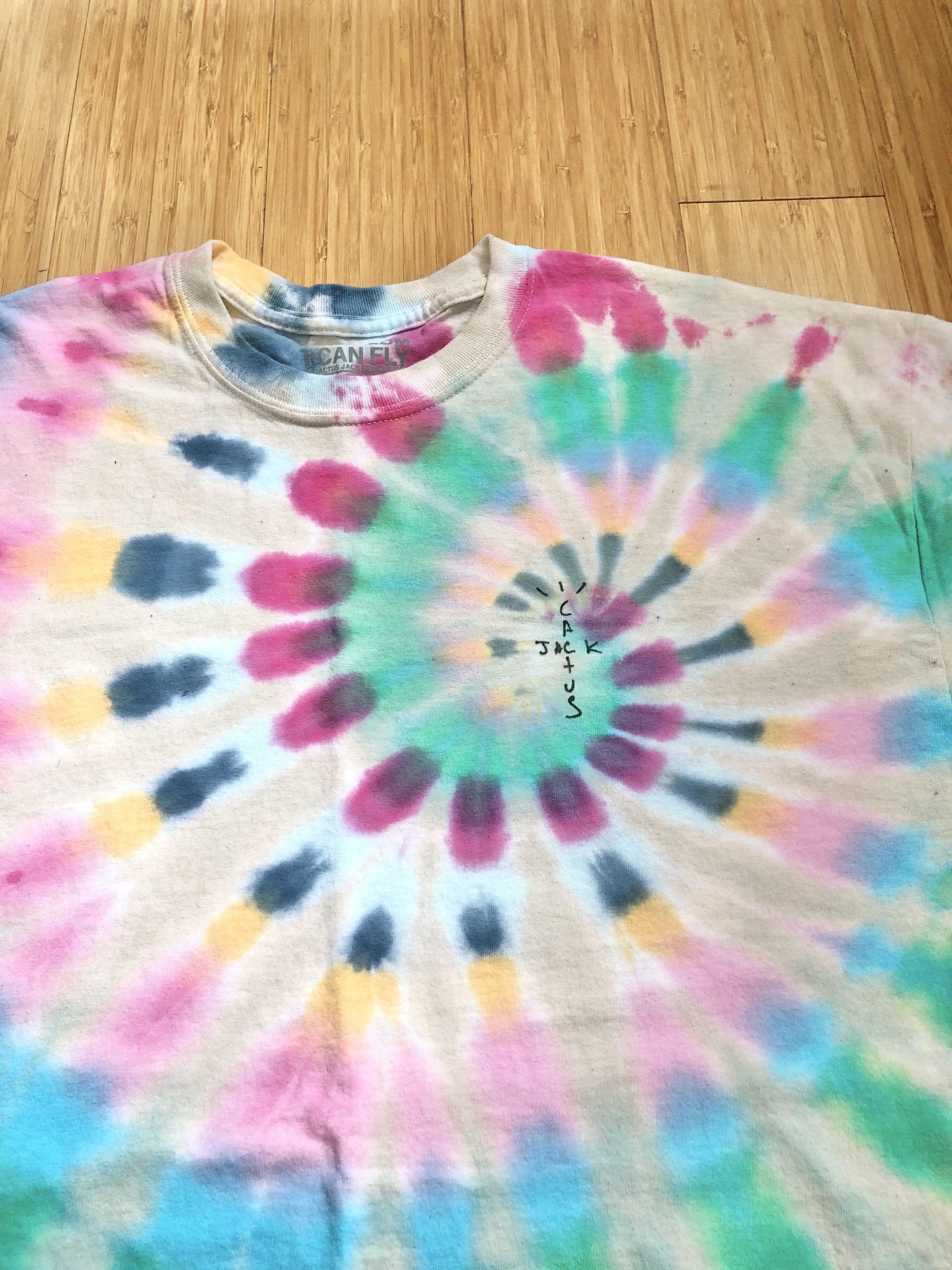 Travis Scott Look mom I can fly tie dye shirt Size US XL / EU 56 / 4 - 3 Thumbnail