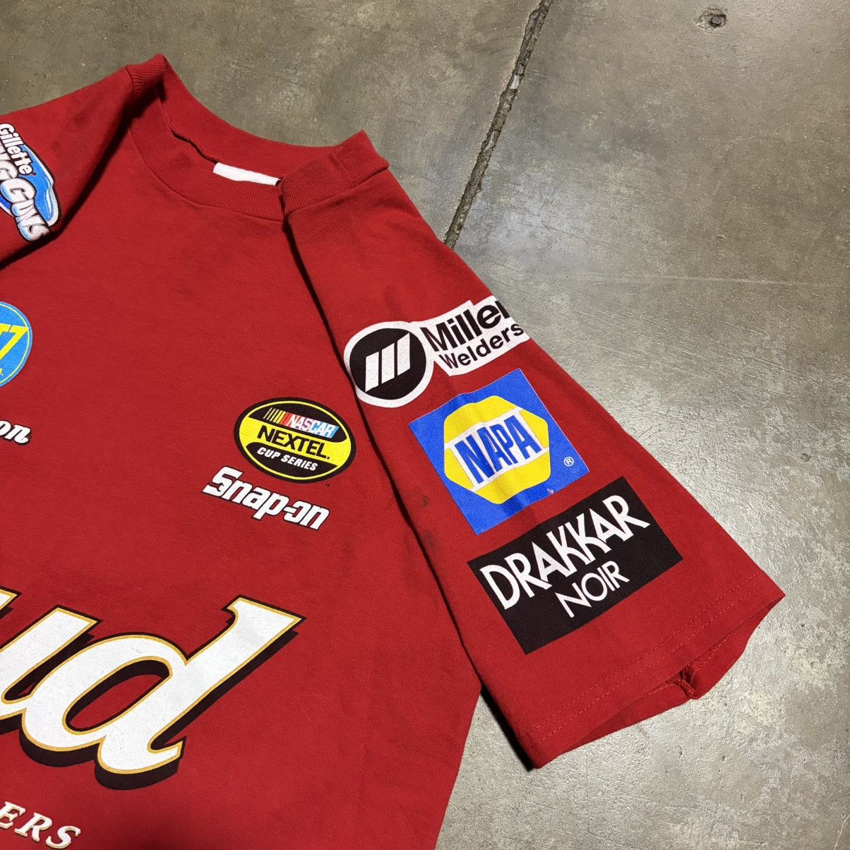 NASCAR Vintage Dale Earnhardt NASCAR T Shirt Bud Racing Graphic Y2K Size US L / EU 52-54 / 3 - 5 Thumbnail
