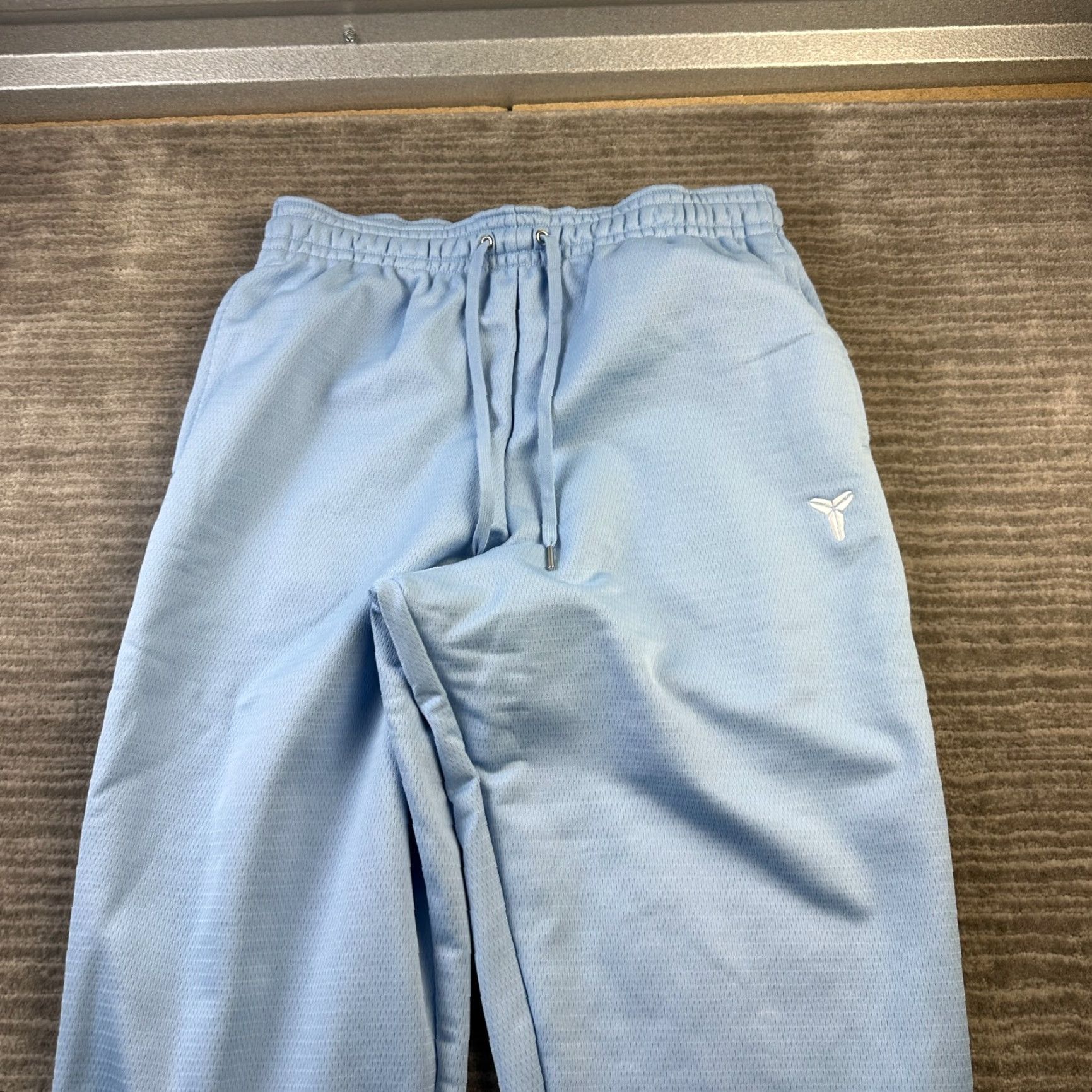 Nike Nike Kobe Pants Mens Medium Blue Sweatpants Joggers Therma Fit Tapered Pockets Athleisure Activewear Regular Inseam 28 in 31 in Waist Size US 31 - 3 Thumbnail