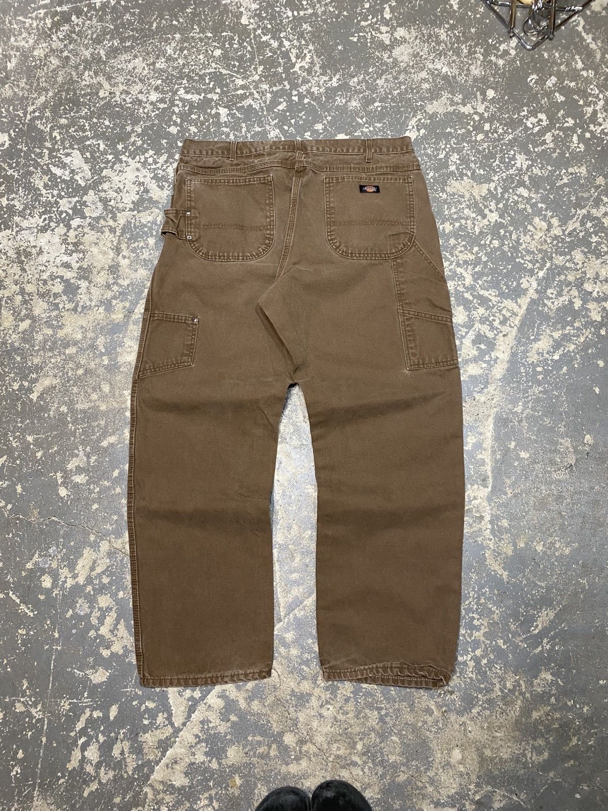 Carhartt × Dickies × Vintage Vintage Dickies Brown Mocha Carpenter Baggy Fit Pants Size US 38 / EU 54 - 1 Thumbnail