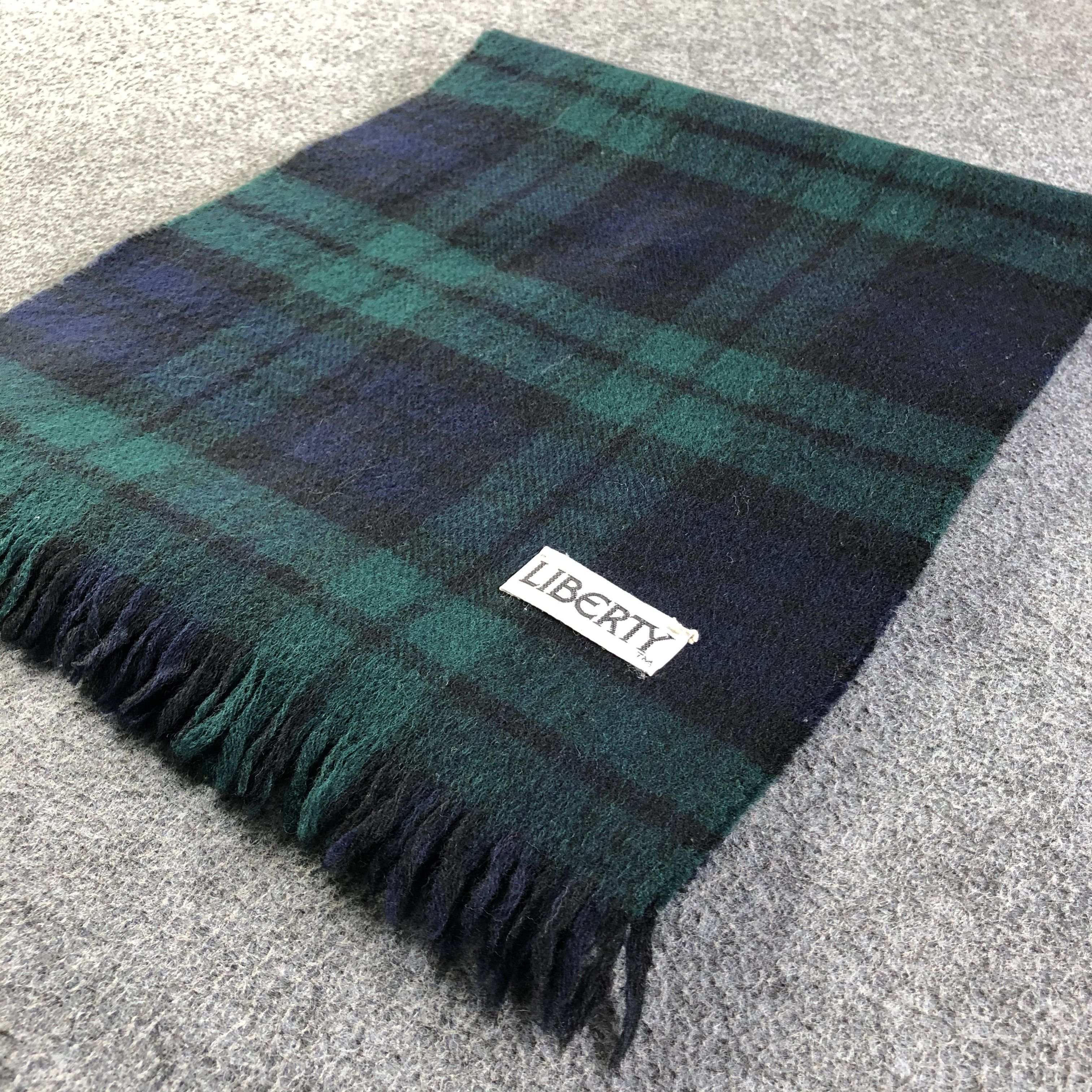 Liberty Liberty Wool Scarf / Muffler / Neckwear P080 Size ONE SIZE - 3 Thumbnail