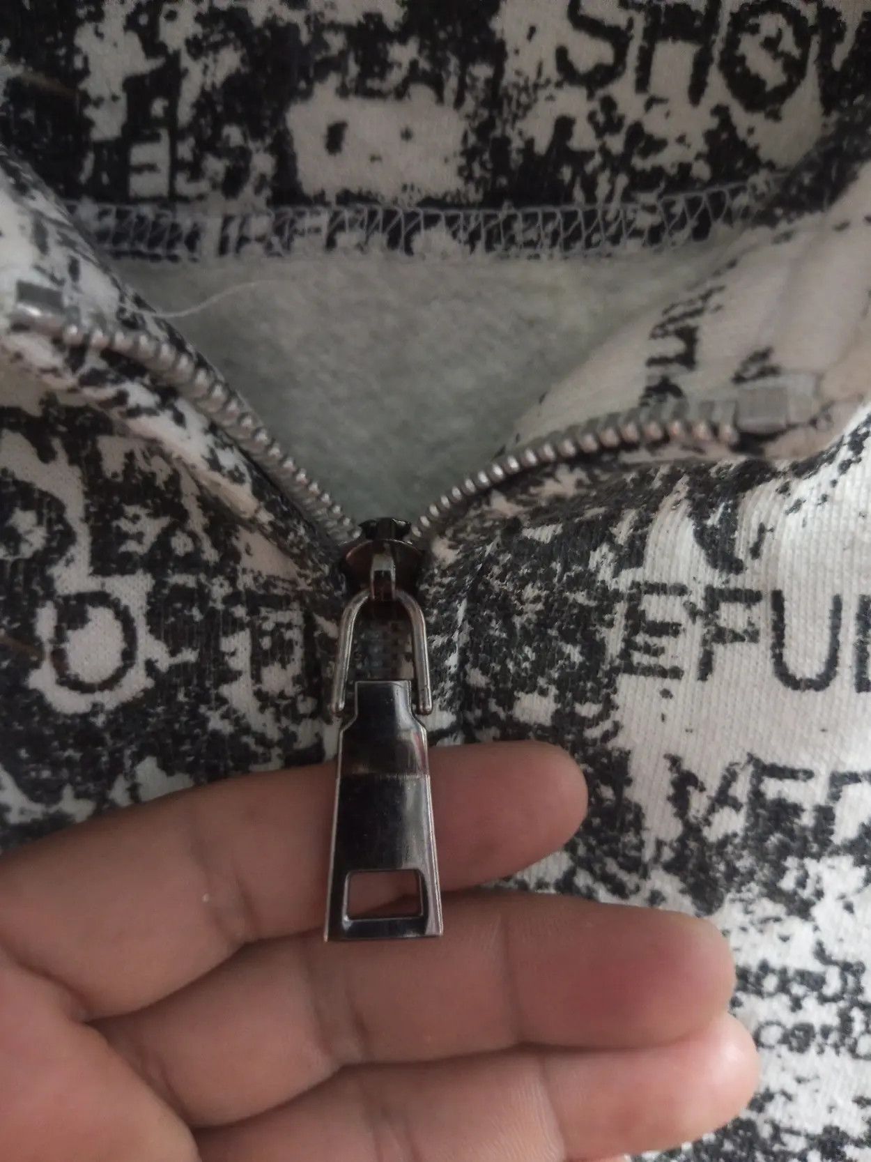 20471120 Vintage detective struct poem full print fur hoodie Size US XL / EU 56 / 4 - 8 Thumbnail