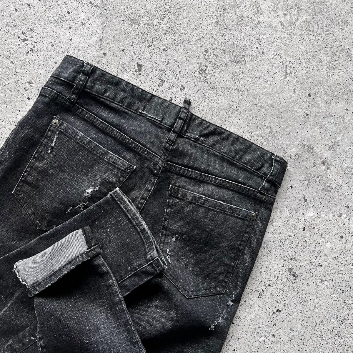 Dsquared2 Dsquared2 Black Authentic Distressed Short Denim Deana Jeans Size 27" / US 4 / IT 40 - 6 Thumbnail