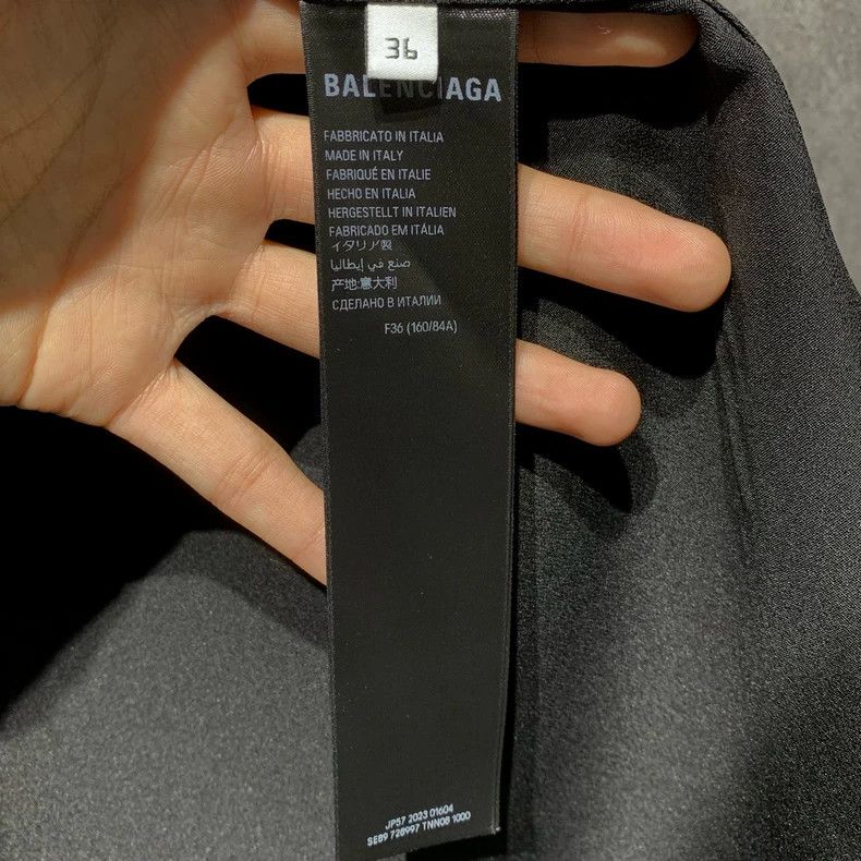Balenciaga Balenciaga Back logo shirt 2502-Nextarrow Size XS / US 0-2 / IT 36-38 - 4 Thumbnail