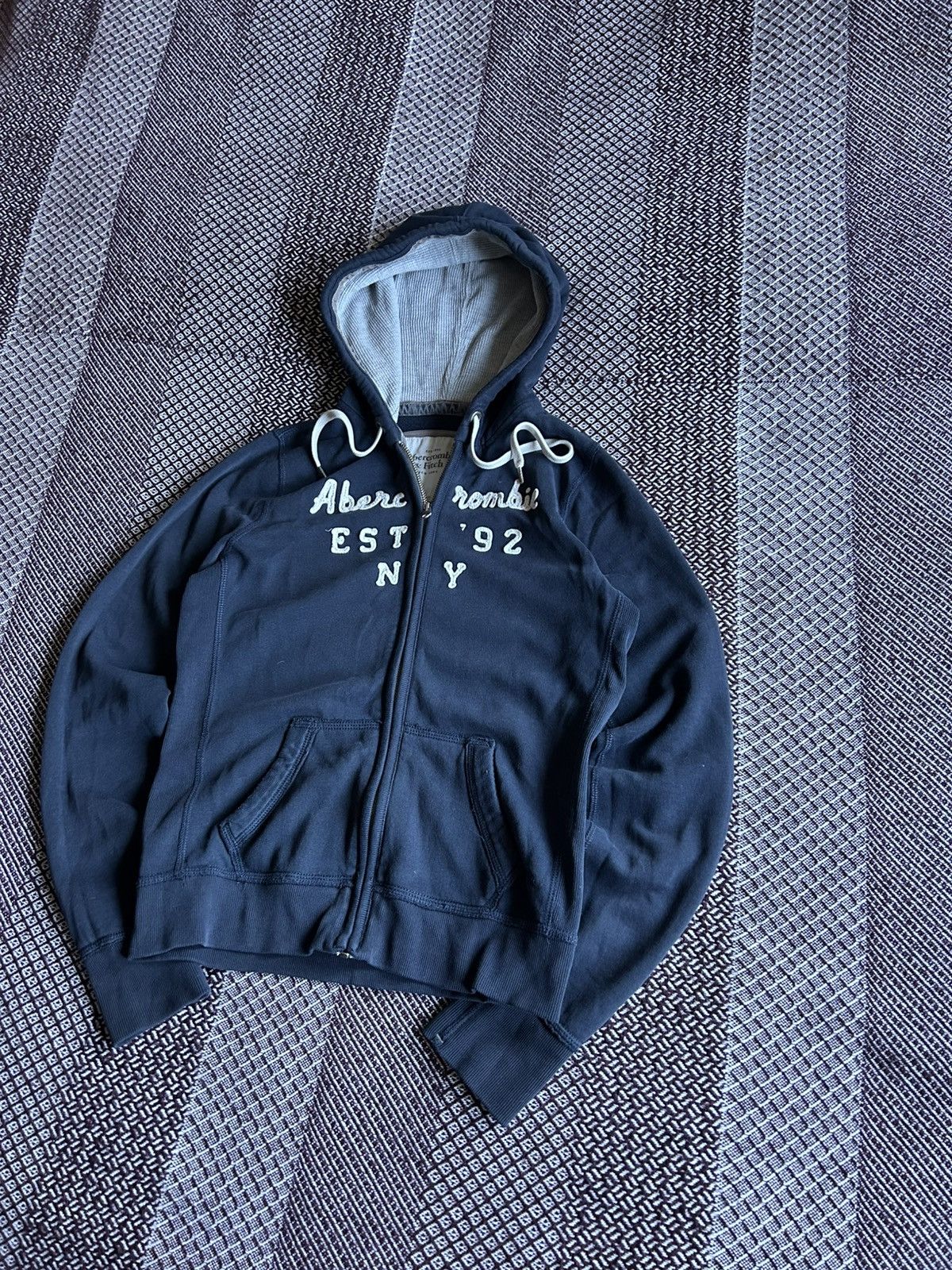 Abercrombie & Fitch Vintage Abercrombie & Fitch Y2K Rare Hype Zip Hoodie Size M Size M / US 6-8 / IT 42-44 - 2 Thumbnail