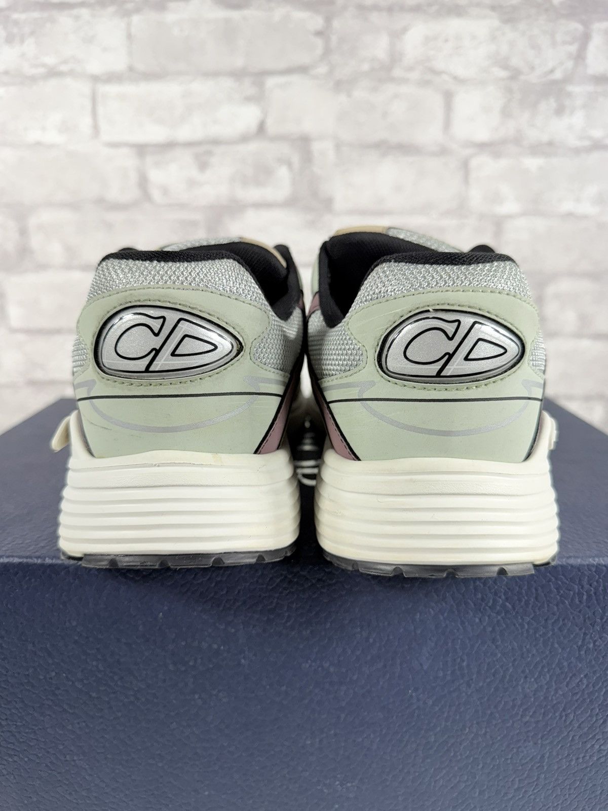 Dior Dior B30 Size 8US/41EU Size US 8 / EU 41 - 3 Thumbnail