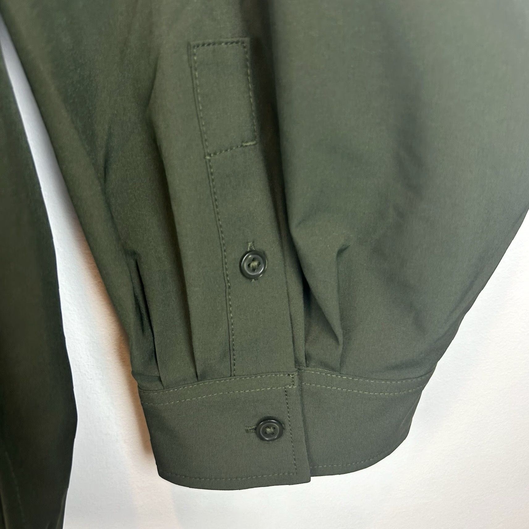 Athleta Athleta Button-Up Shirt Women 3X Green Plus Oversized Basic Office Workwear Casual Travel Modern Collar Long Sleeve Size XXL / US 16-18 / IT 52-54 - 5 Thumbnail