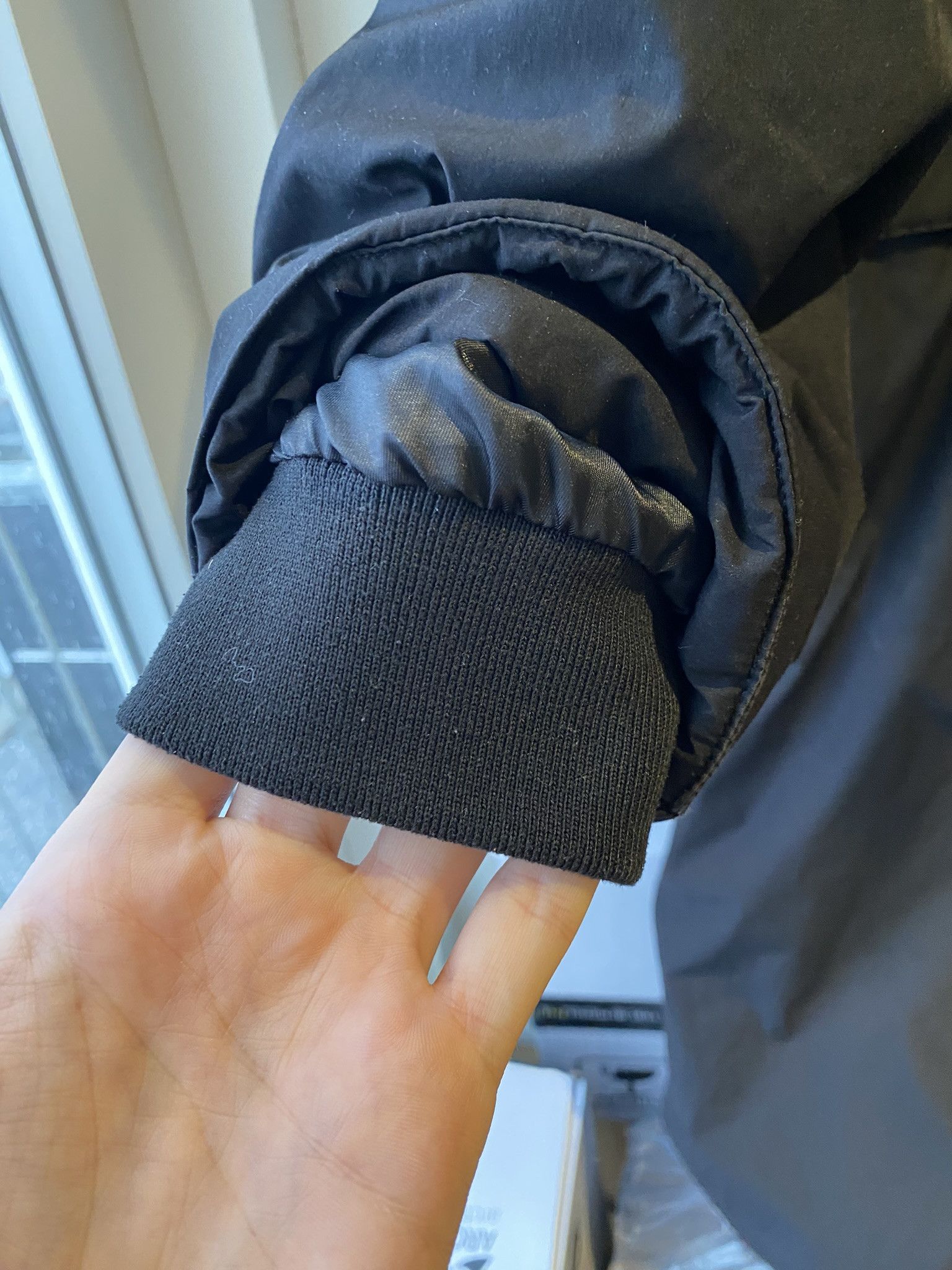 Acne Studios $500 - 48/M - Padded Coat - Black Size US M / EU 48-50 / 2 - 12 Thumbnail