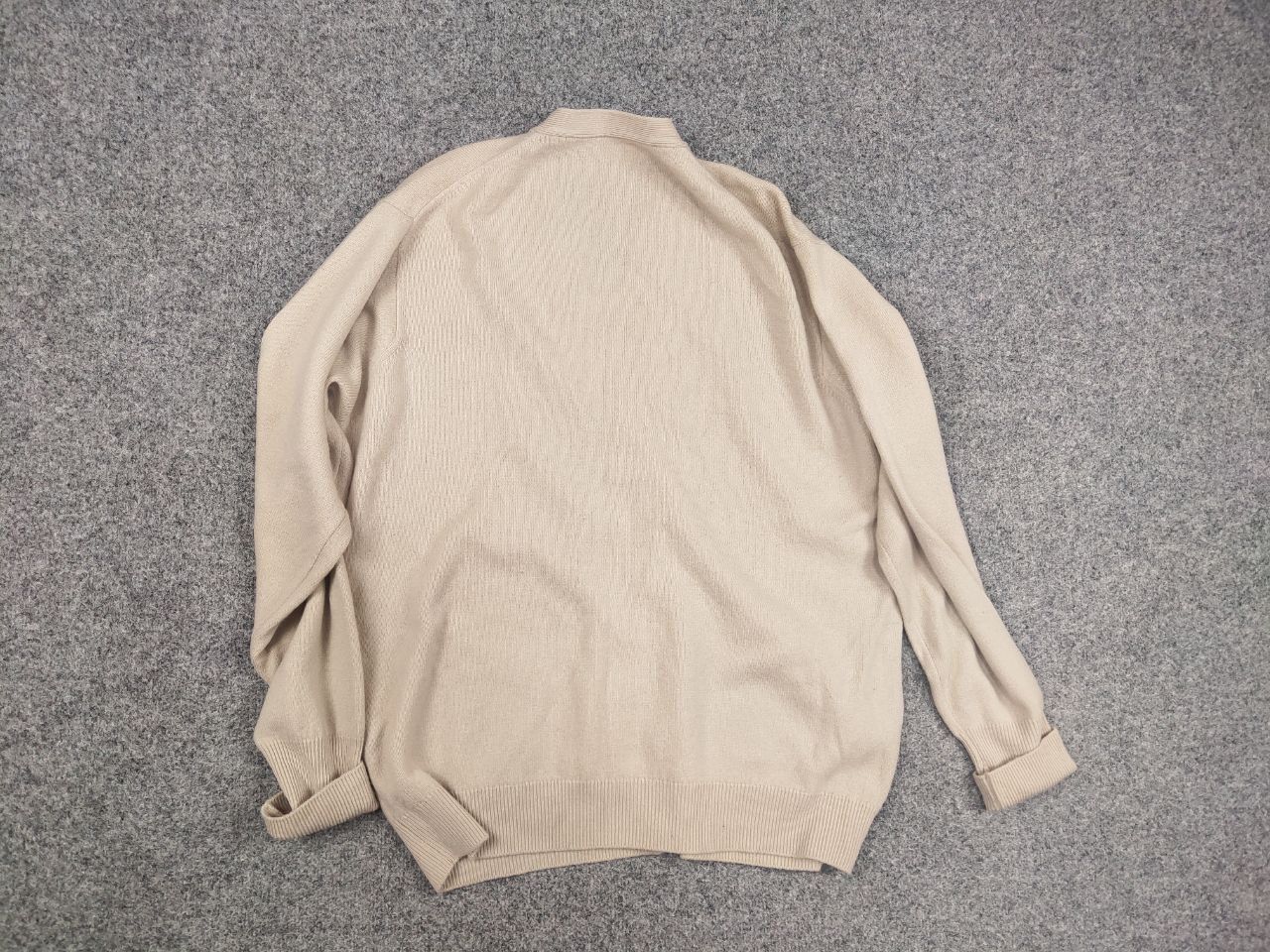 Vintage Vintage 80's Textured Beige milky knitted button Cardigan Size US L / EU 52-54 / 3 - 11 Thumbnail