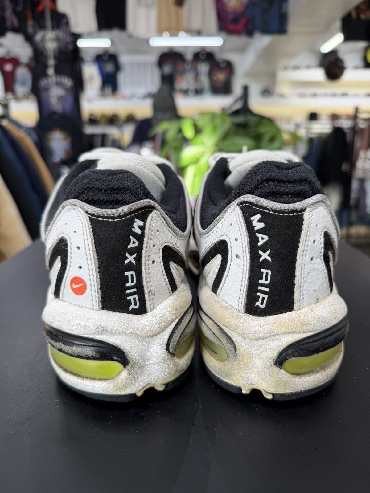Nike Nike Air Max Tailwind 4 White Volt Black Size 10 (2019) Size US 10 / EU 43 - 5 Thumbnail