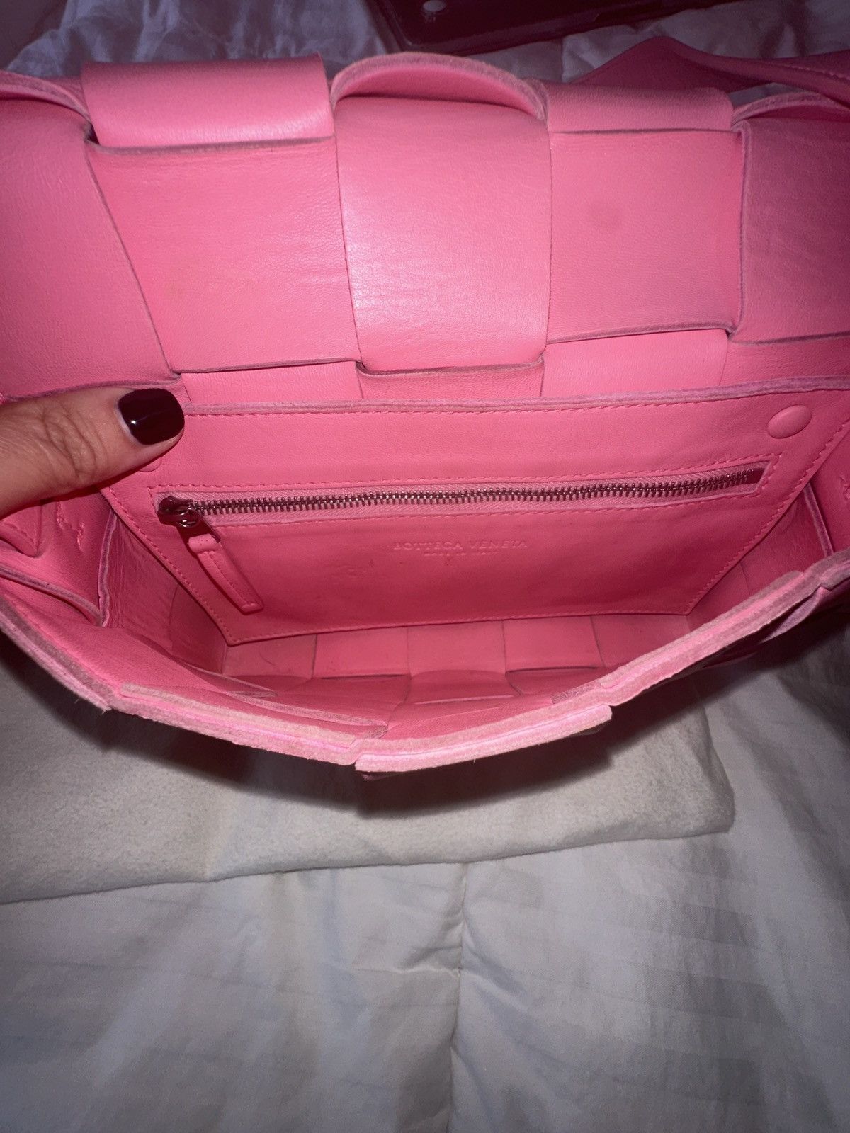Bottega Veneta Bottega Veneta Cassette Crossbody Bag in Pink Leather Size ONE SIZE - 4 Thumbnail