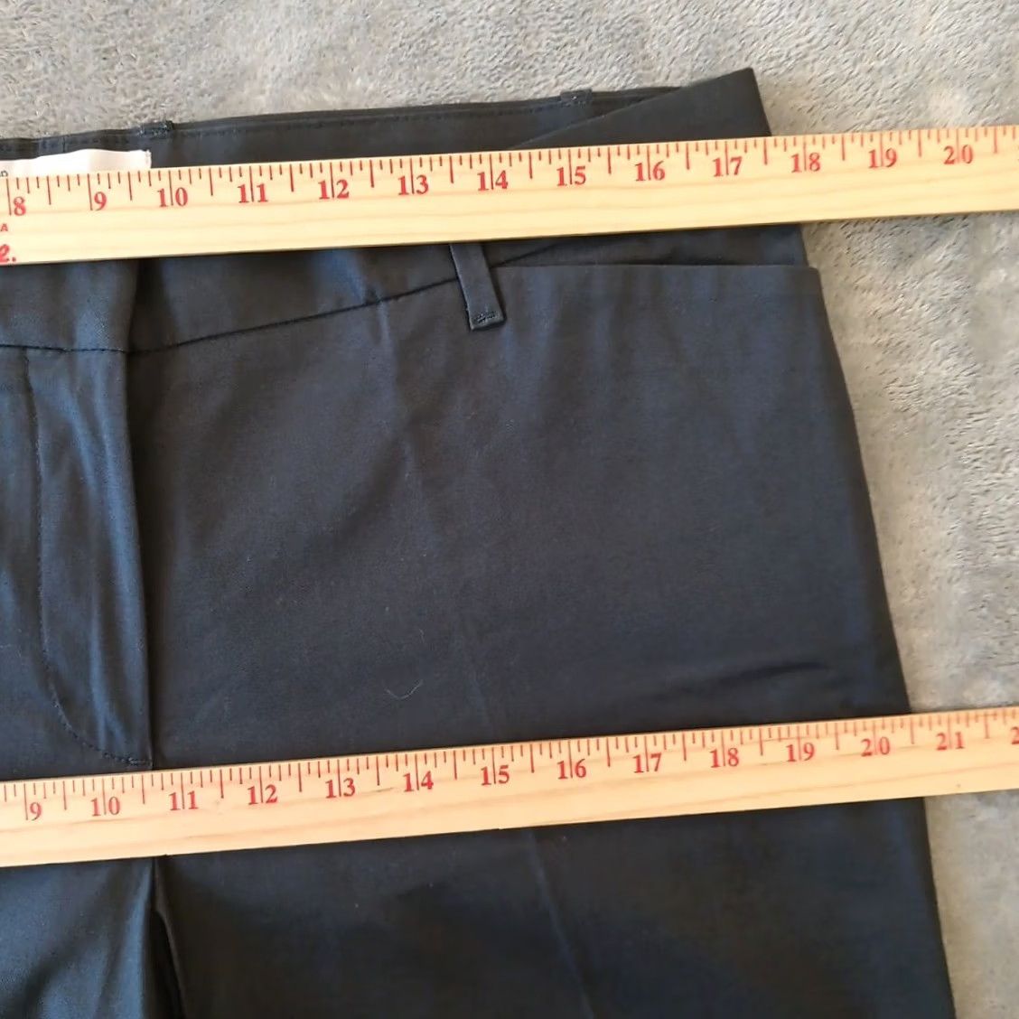 Gap VINTAGE? No. Gap Cropped Pants Womens Size 12 Gray Slim Stretch Pockets 34x26.5 Mid Rise Size 34" / US 12 / IT 48 - 2 Thumbnail