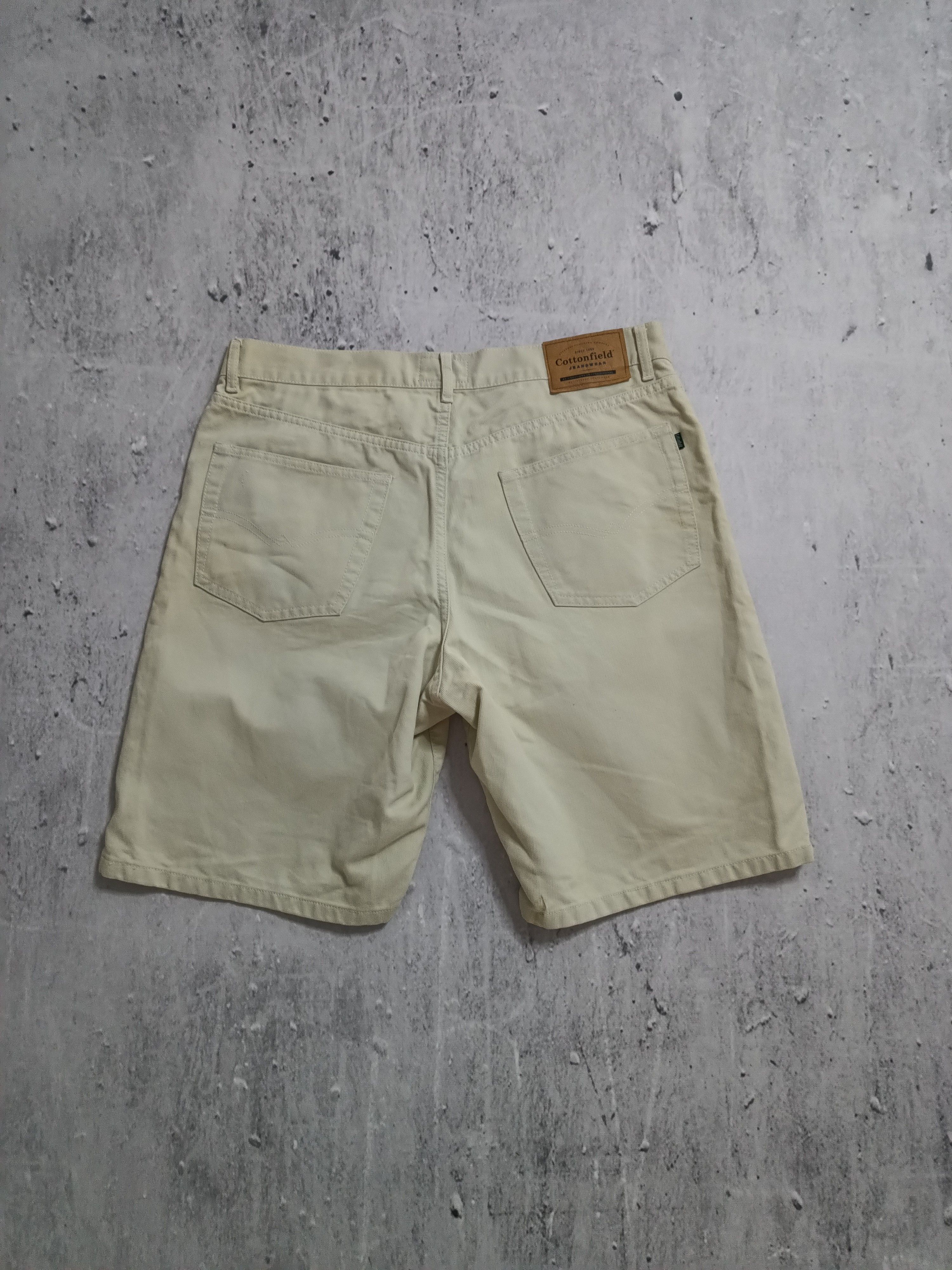 Marlboro × Vintage Vintage Marlboro shorts pants Size US 34 / EU 50 - 2 Thumbnail
