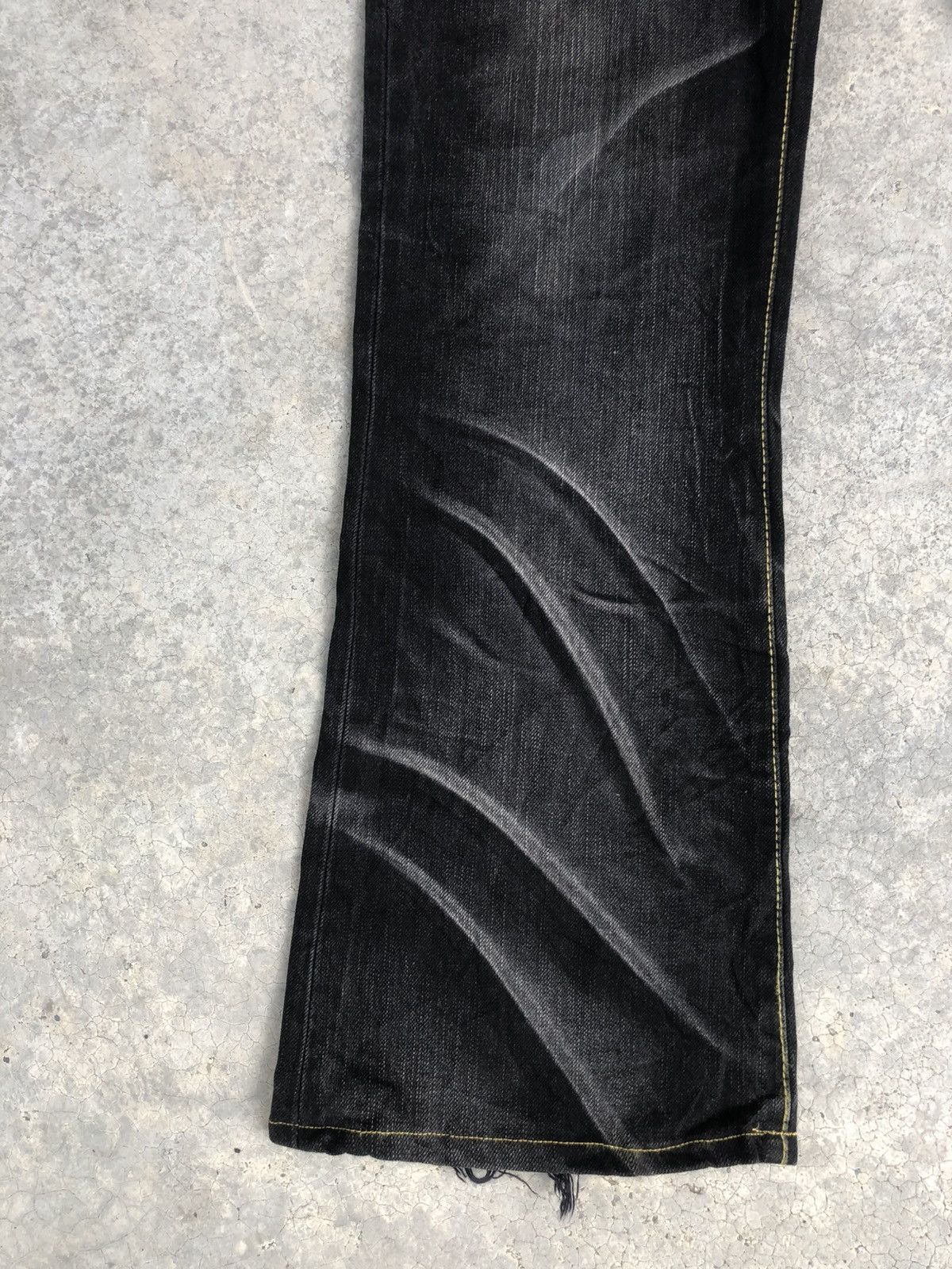 Tornado Mart Japanese Garhina Flared Jeans Distressed Jeans Size US 32 / EU 48 - 6 Thumbnail