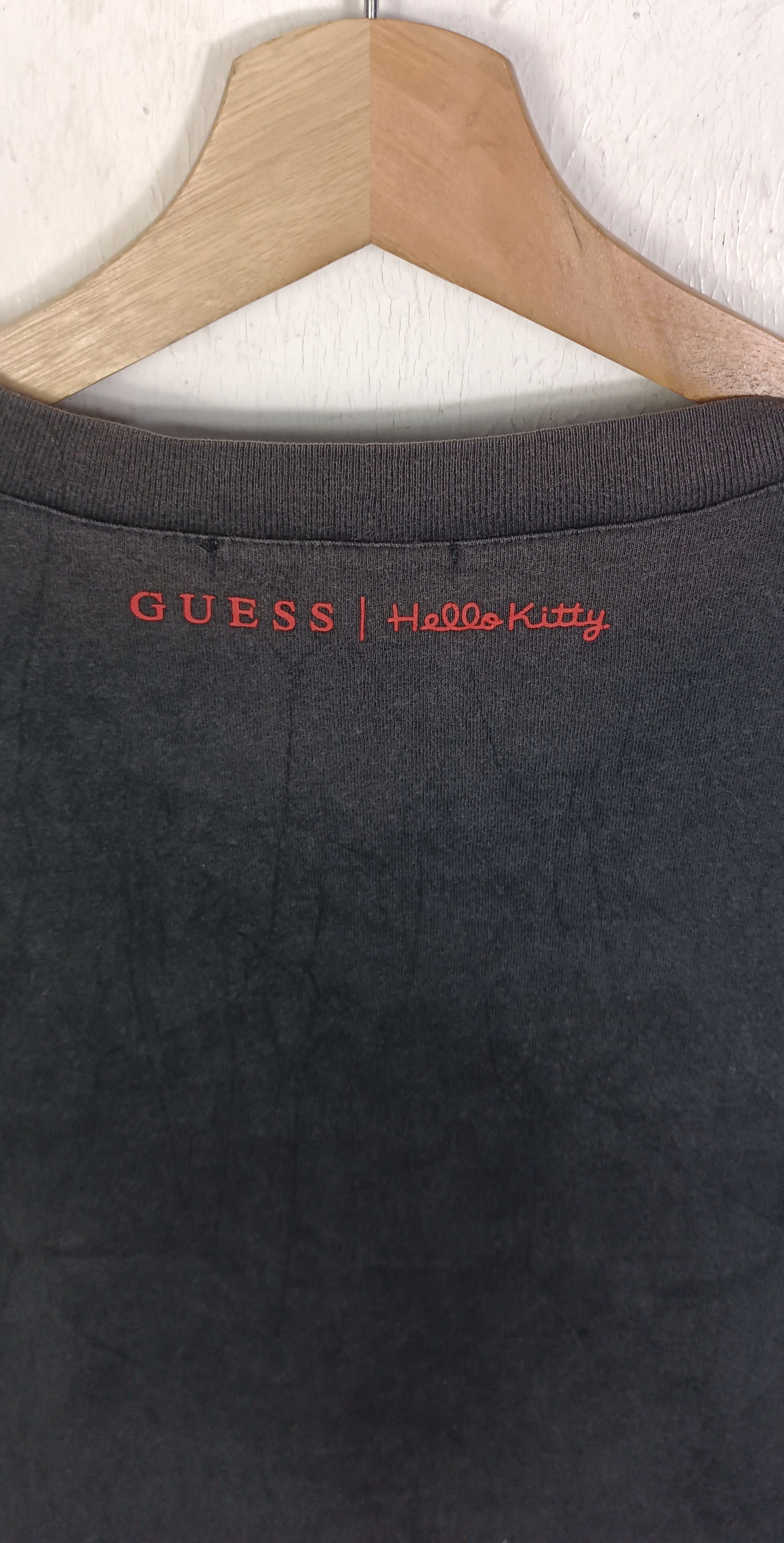 Guess Japanese Collabrate Hello Kitty Short Sleeve Shirt