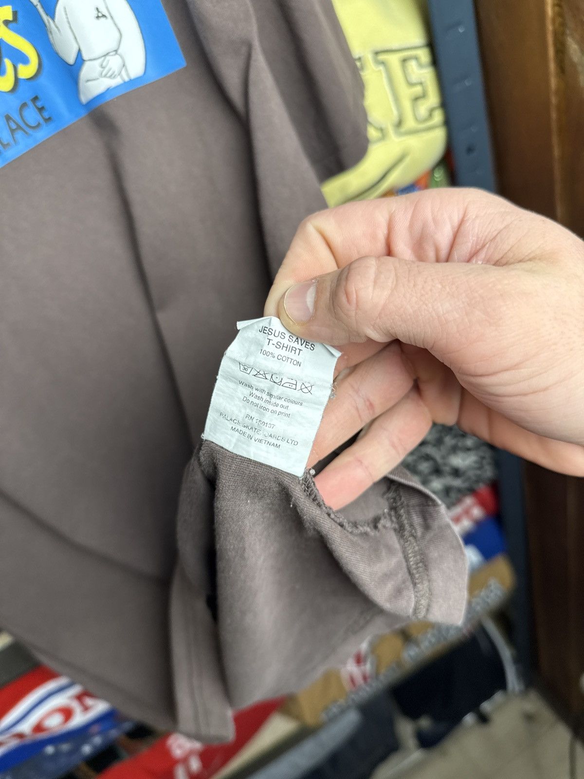 Palace Jesus Saves Palace Tee Size US M / EU 48-50 / 2 - 9 Thumbnail