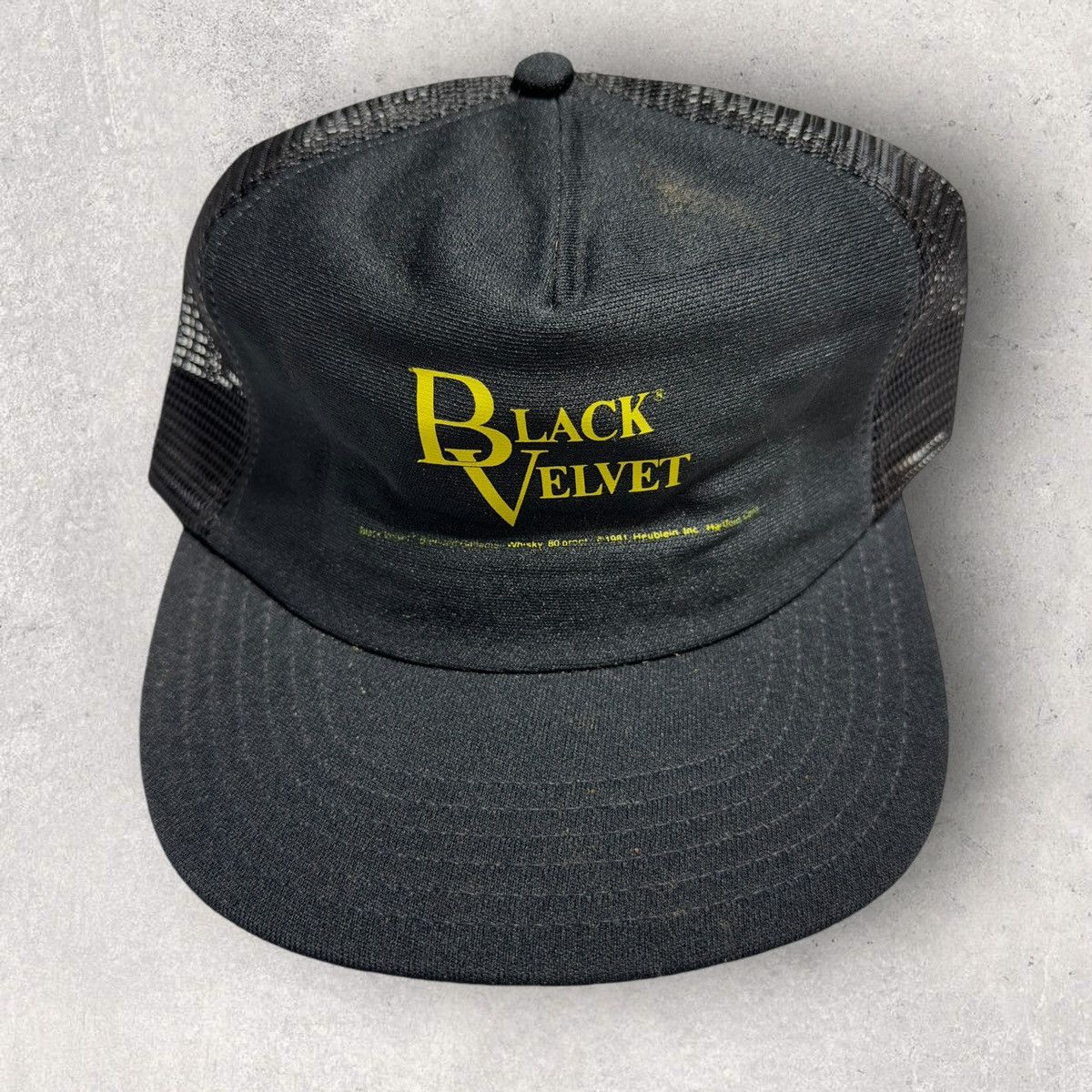 Vintage Vintage Black Velvet hat Size ONE SIZE - 1 Thumbnail