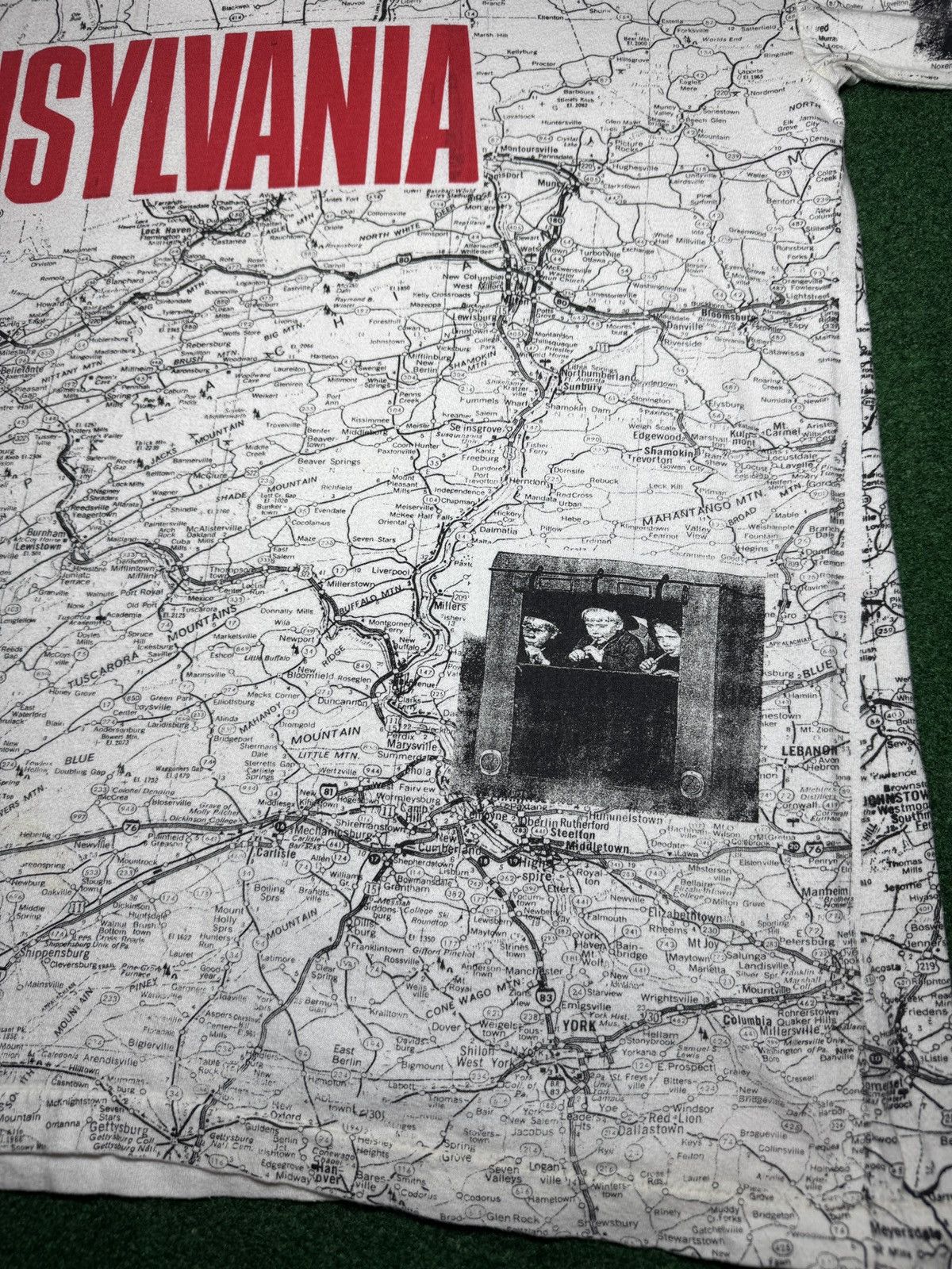 Vintage Pennslyvania Keystone State AOP Map XL/XXL 25x28 T Shirt Size US XL / EU 56 / 4 - 6 Thumbnail