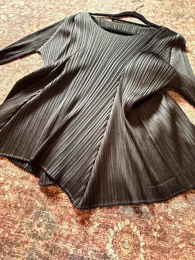 Issey Miyake Issey Miyake Black Top Size XXL / US 16-18 / IT 52-54 - 4 Thumbnail