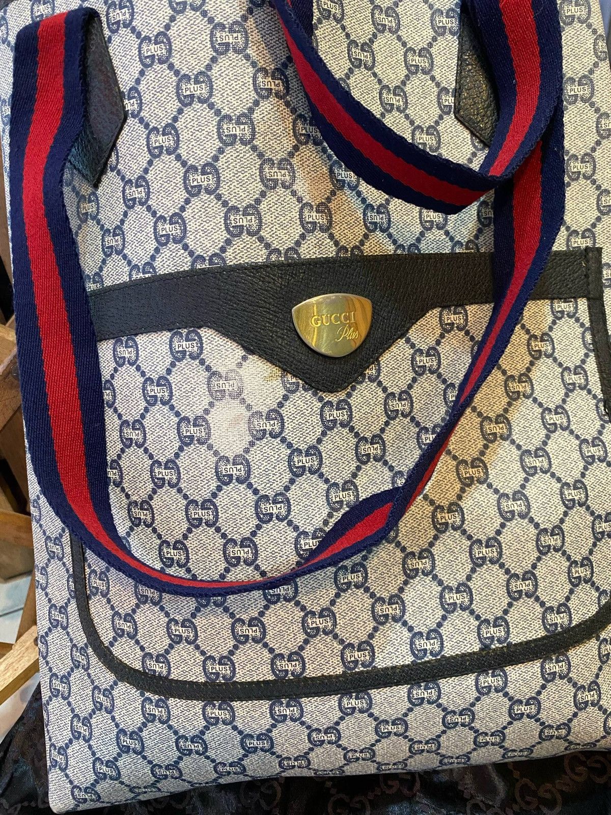 Gucci Vintage Gucci Shoulder Bag Size ONE SIZE - 2 Thumbnail