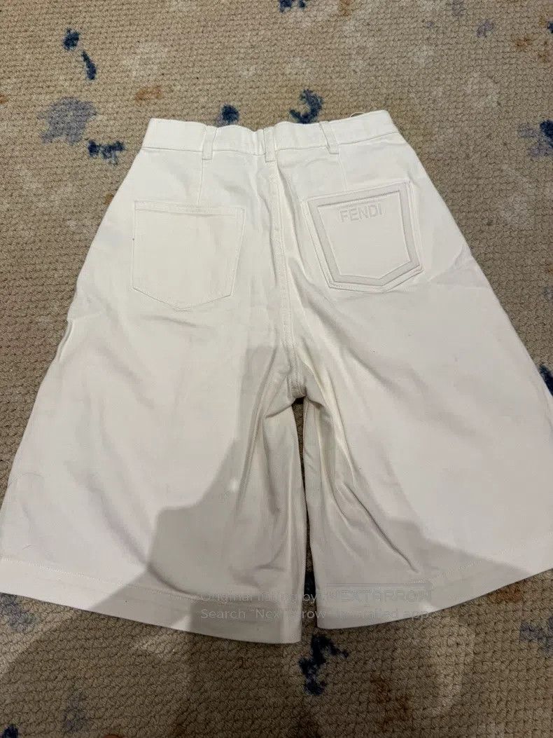 Fendi Fendi Wide Leg Jeans Size 25" / US 0 / IT 36 - 1 Thumbnail
