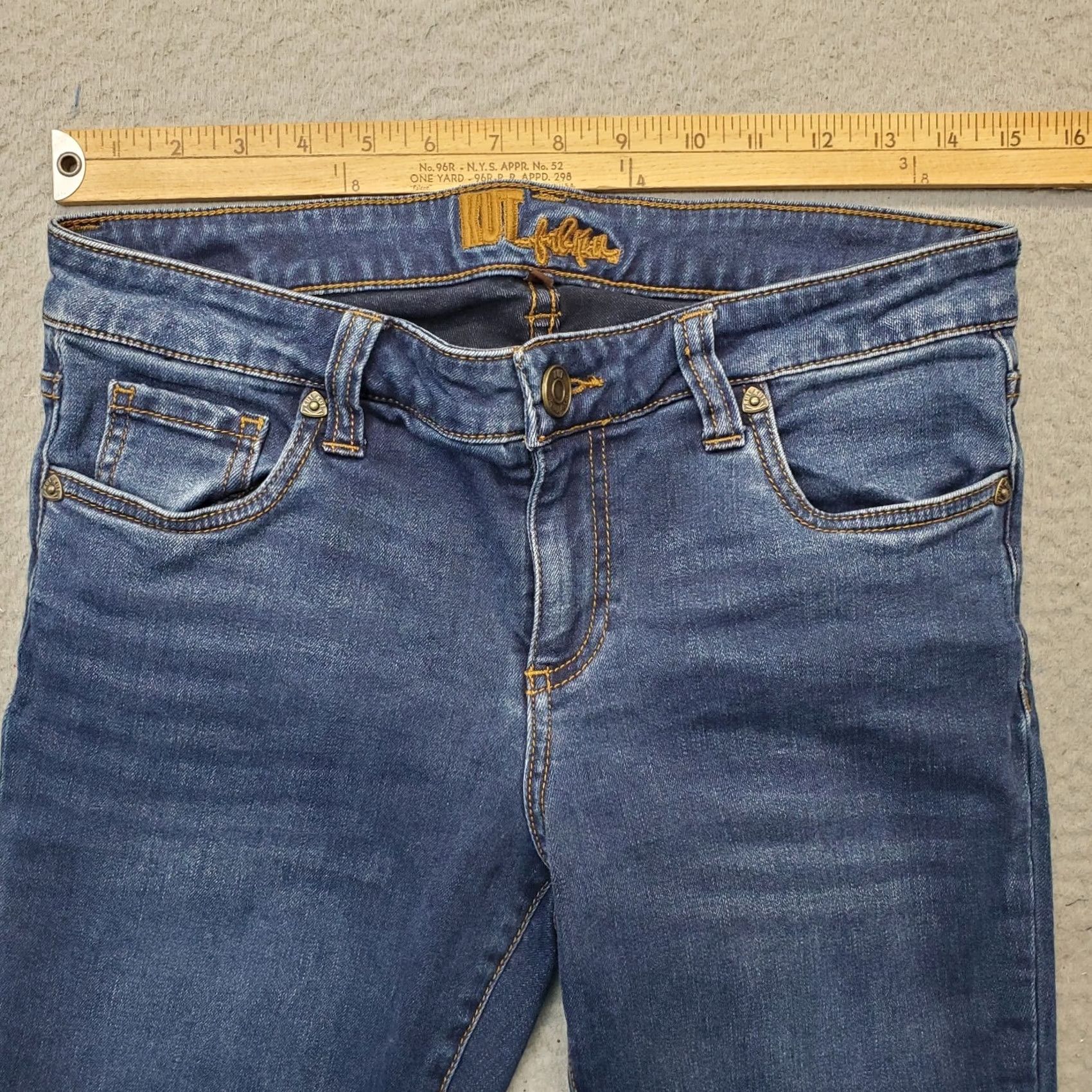 Vintage KUT from the Kloth Skinny Jeans Womens 8 Blue Denim Whiskered Frayed Hem Size 30" / US 8 / IT 44 - 3 Thumbnail
