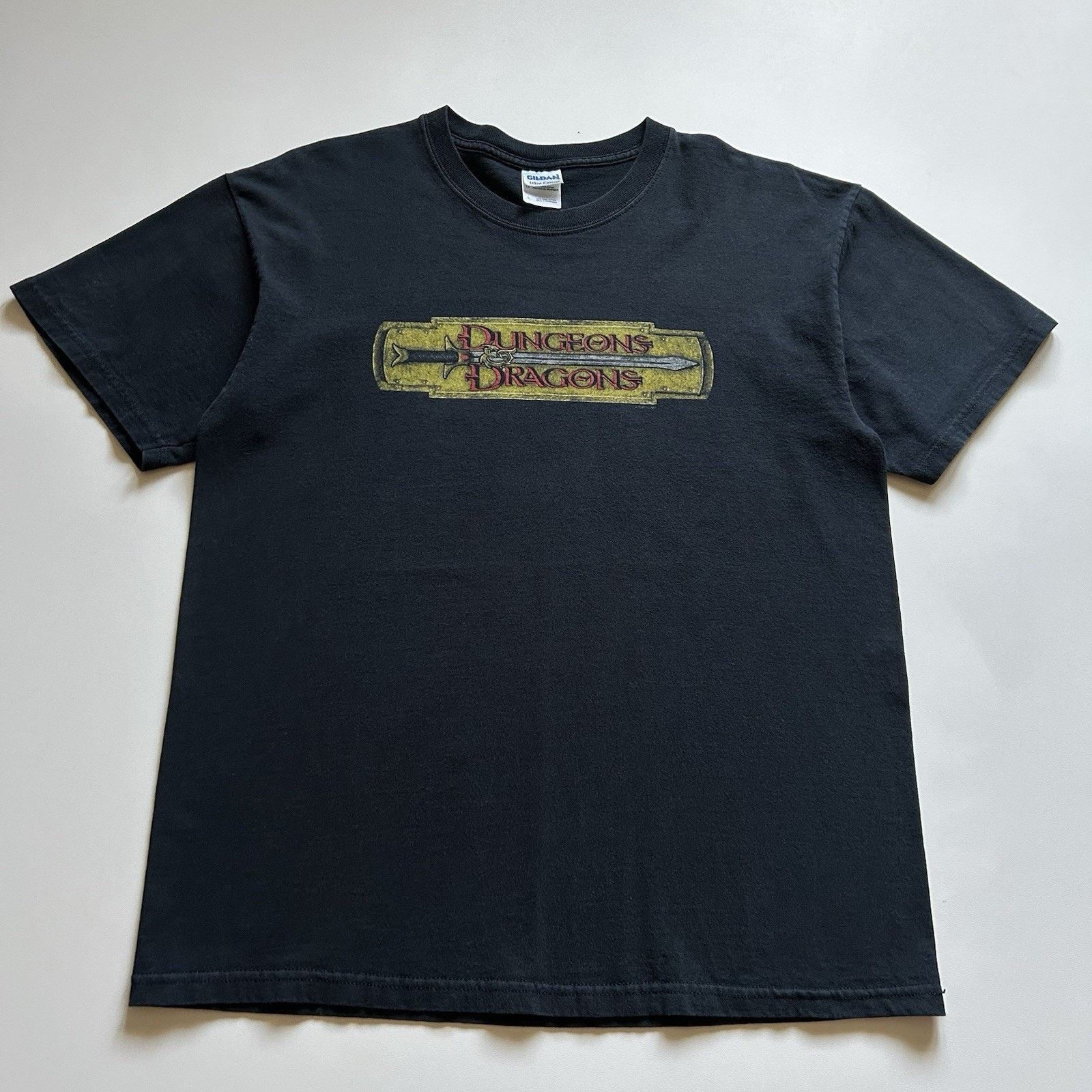 Gildan × Vintage Vintage Y2K Dungeons & Dragons T Shirt Large Faded Black Size US L / EU 52-54 / 3 - 1 Thumbnail