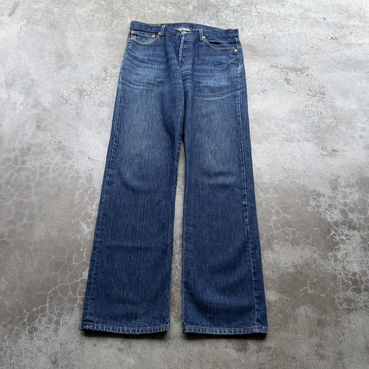 Levi's Vintage 2000’s levis 501 button fly denim jeans Size US 34 / EU 50 - 2 Thumbnail