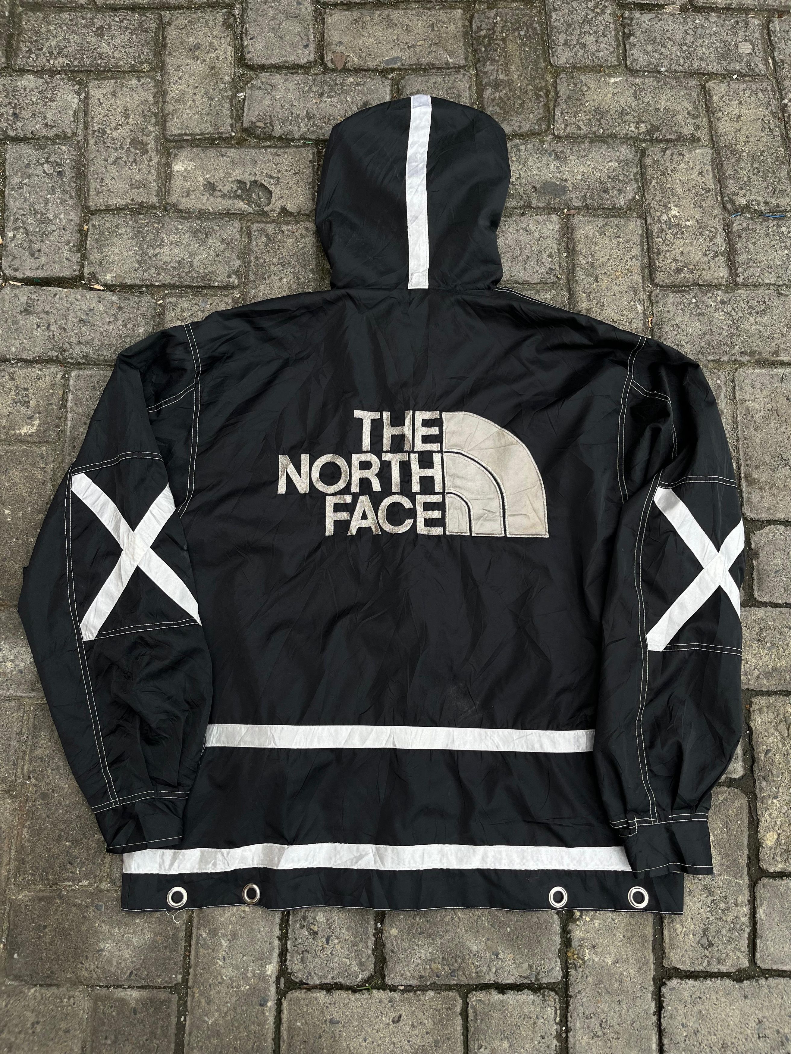The North Face × Vintage Vintage The North Face Big Logo Nylon Jacket Size US XL / EU 56 / 4 - 1 Thumbnail